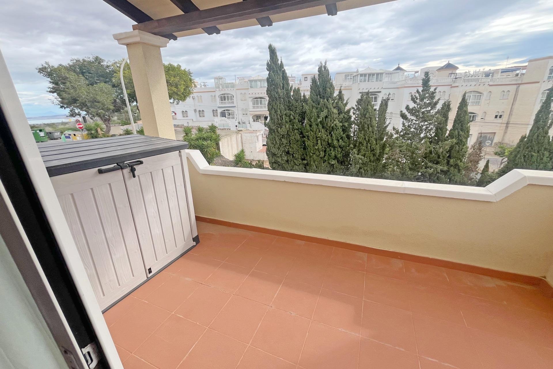 Resale - Duplex -
San Miguel de Salinas - Las Filipinas