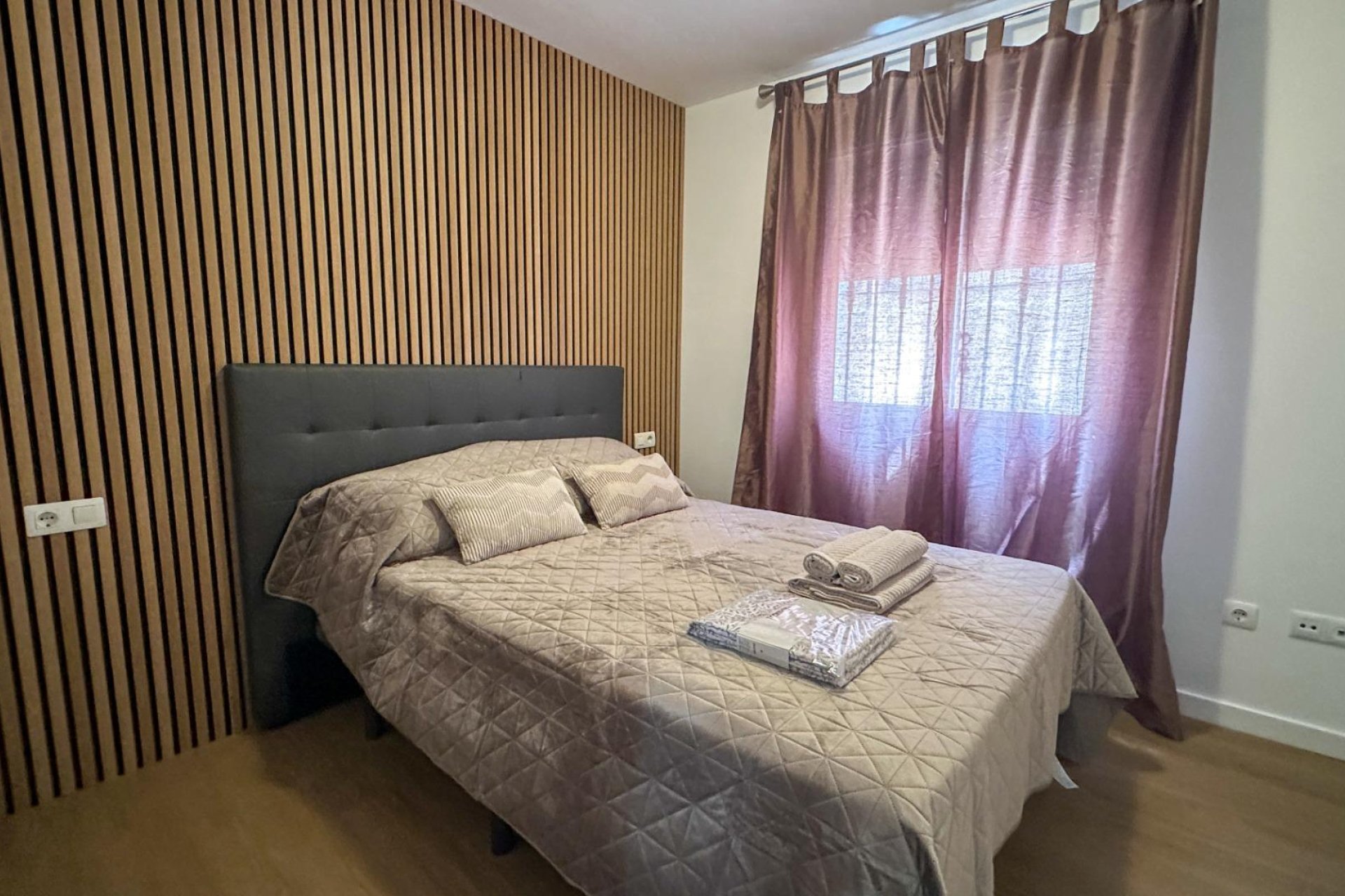 Resale - Duplex -
San Miguel de Salinas - Las Filipinas