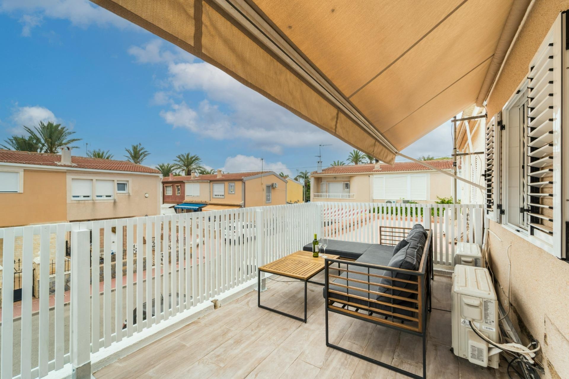 Resale - Duplex -
Torrevieja - Playa De Los Naufragos