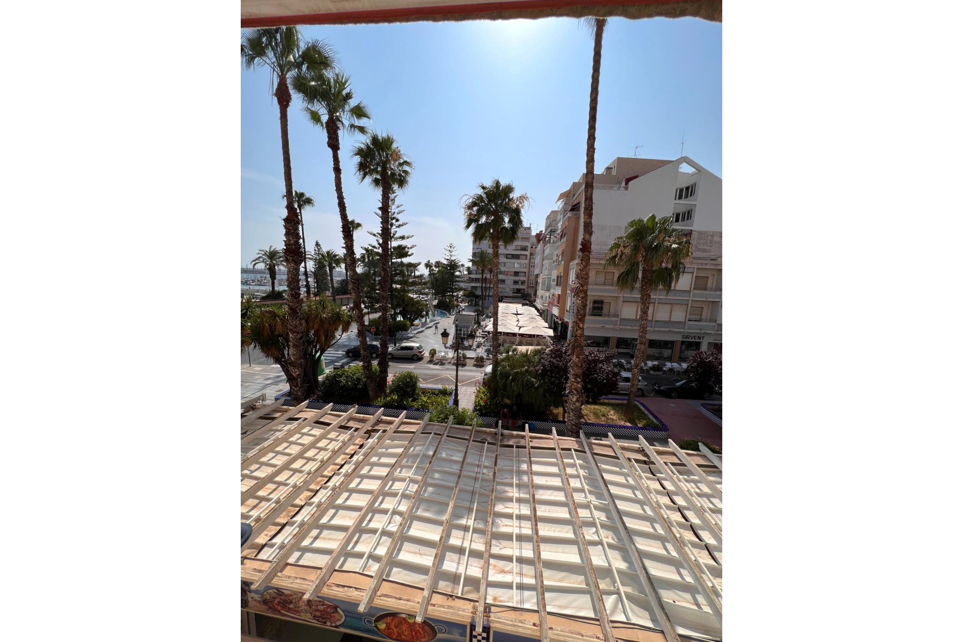 Resale - Duplex -
Torrevieja