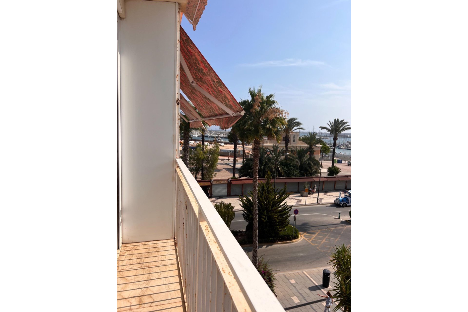 Resale - Duplex -
Torrevieja