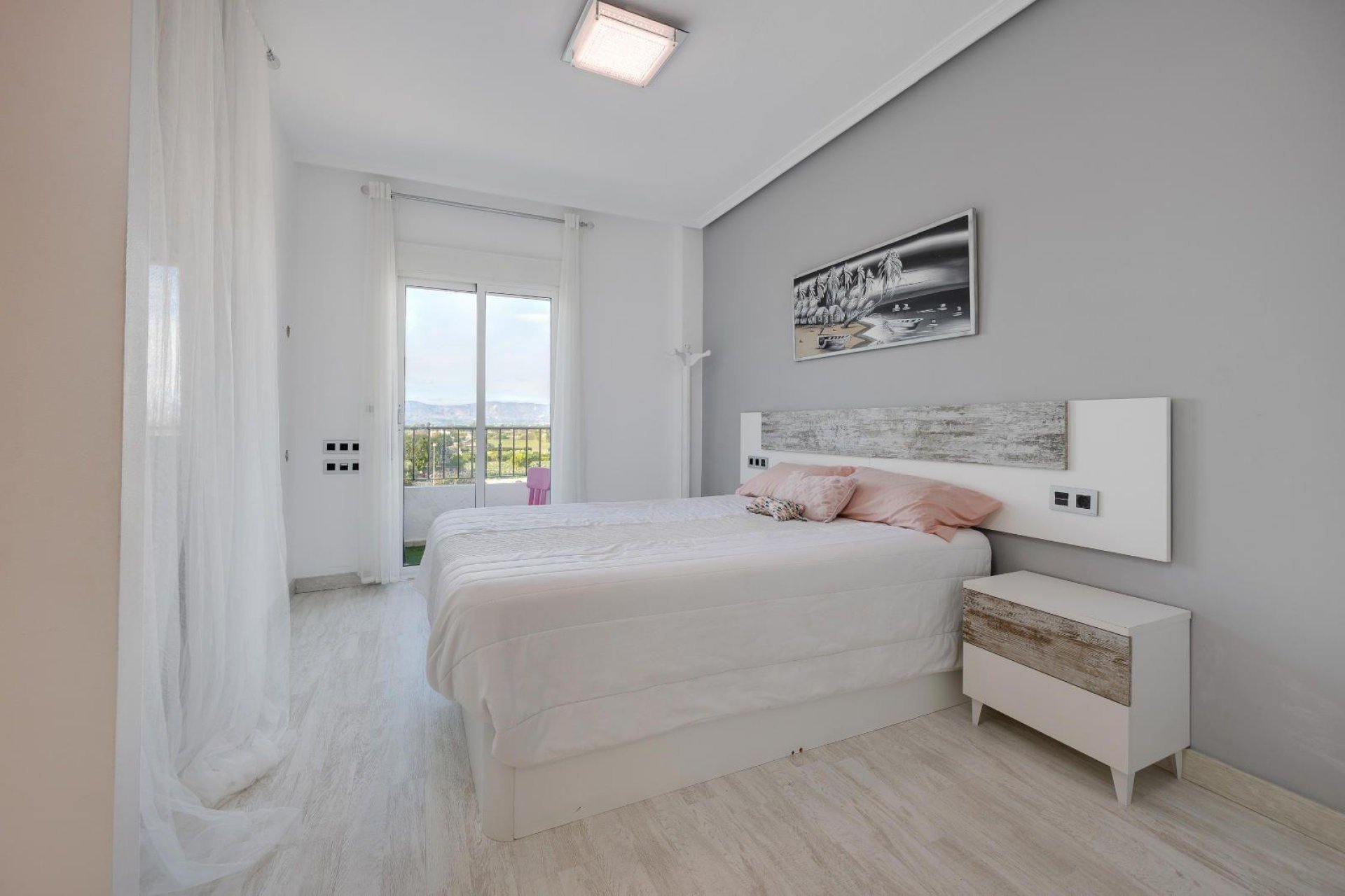 Resale - Penthouse -
Almoradí - Parque De La U