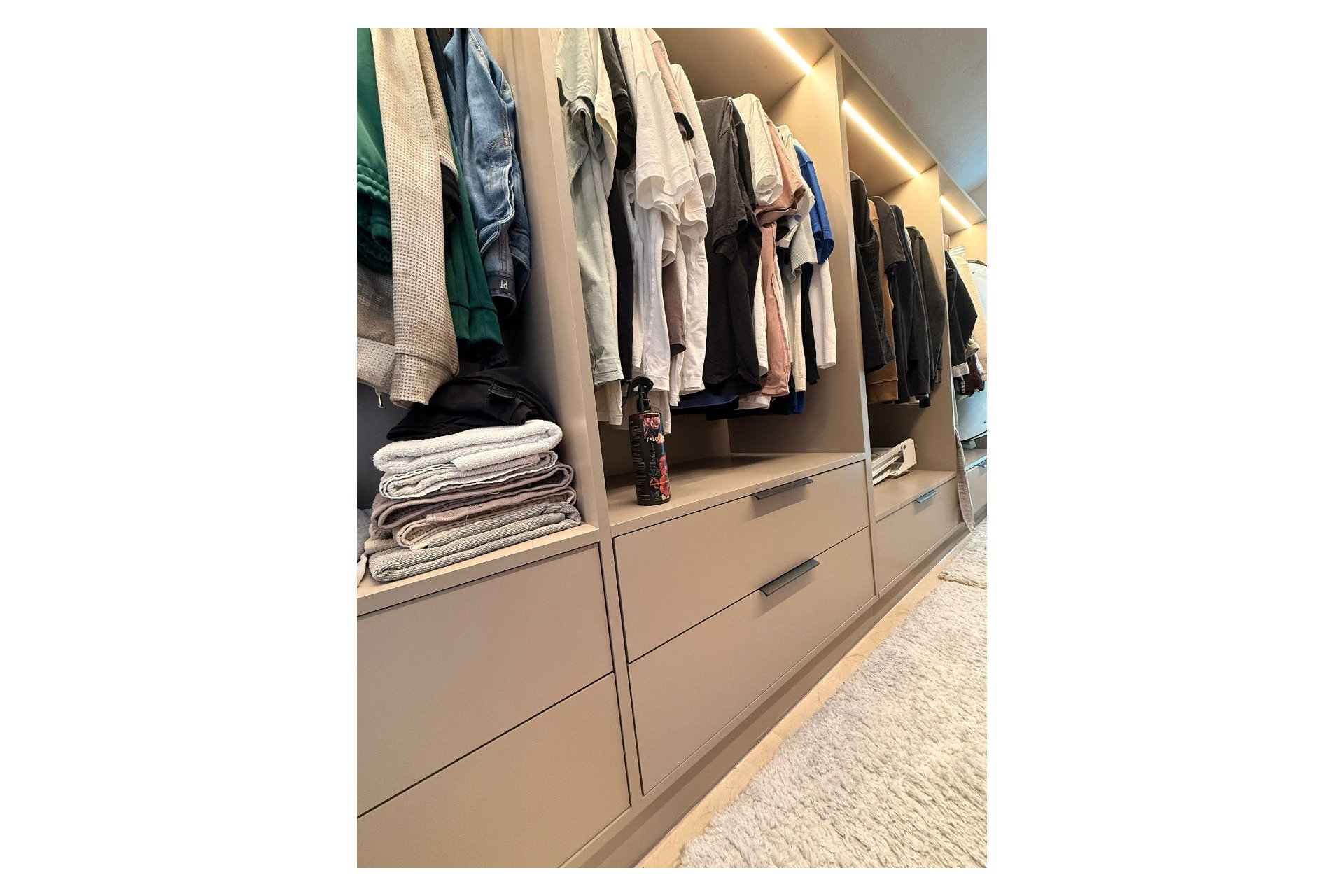 Resale - Penthouse -
Las Ramblas Golf - Inland