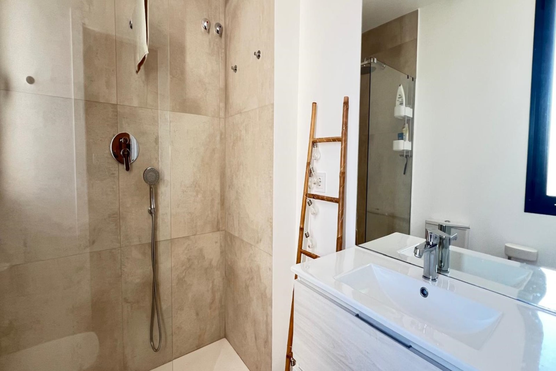 Resale - Penthouse -
Mar de Cristal - Costa Calida