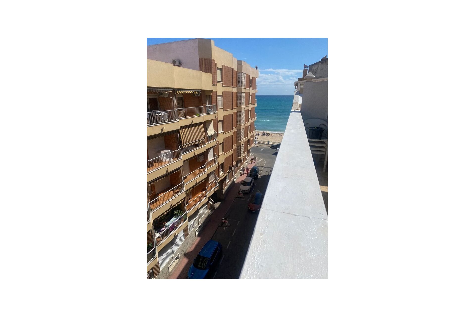 Resale - Penthouse -
Playa De Los Locos - Costa Blanca