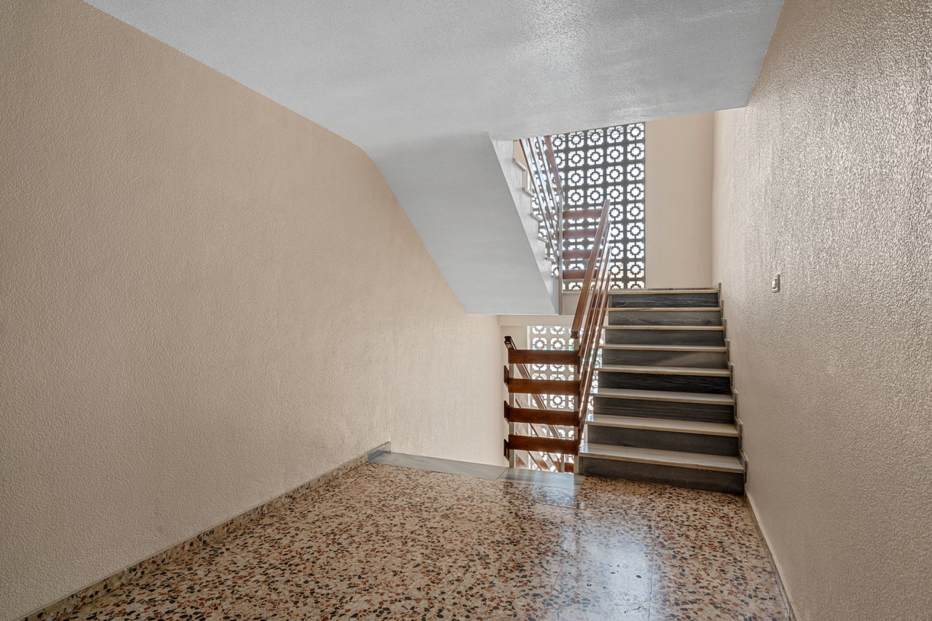 Resale - Penthouse -
Punta Prima - Costa Blanca