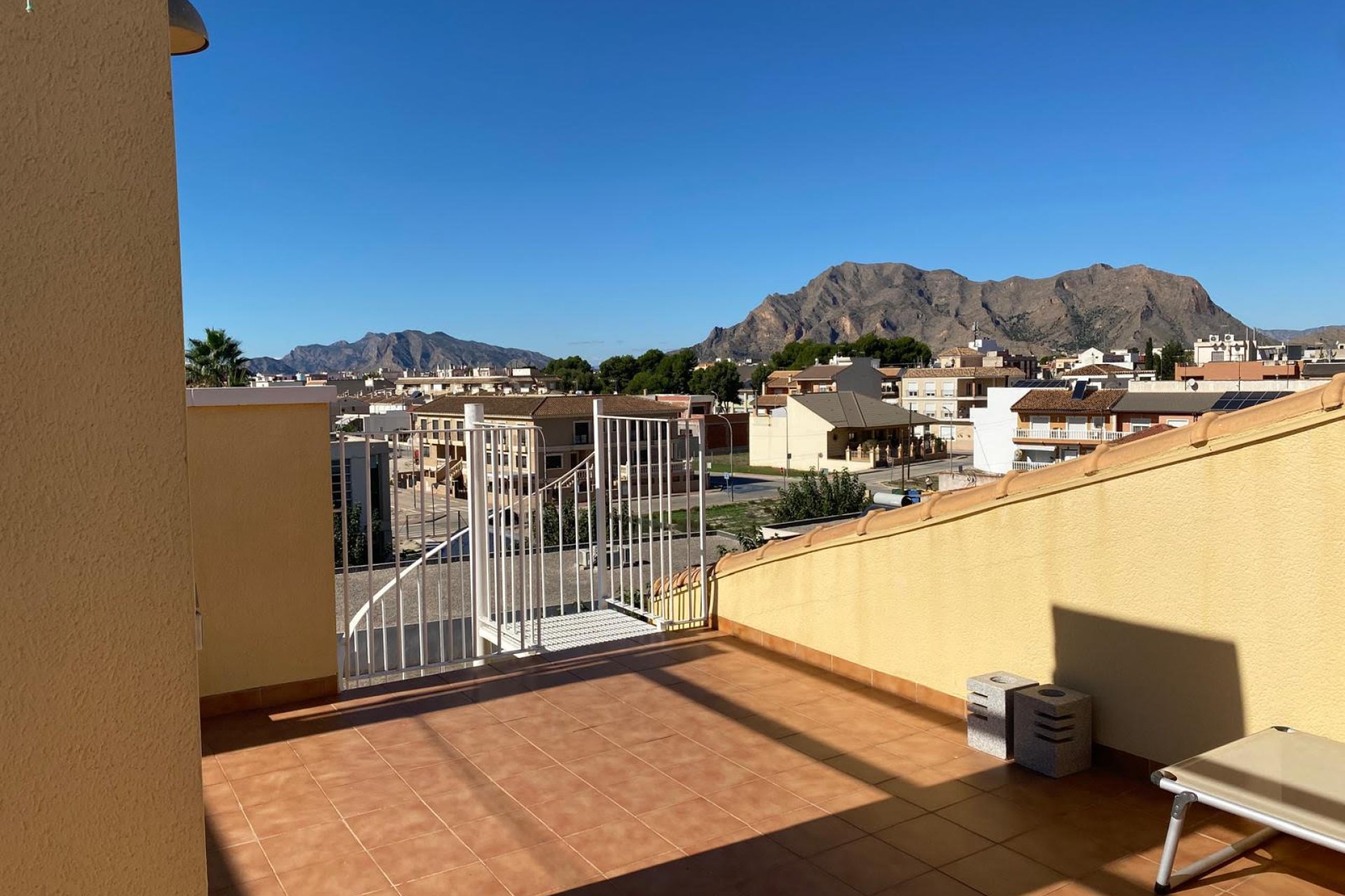 Resale - Penthouse -
Rafal - Inland