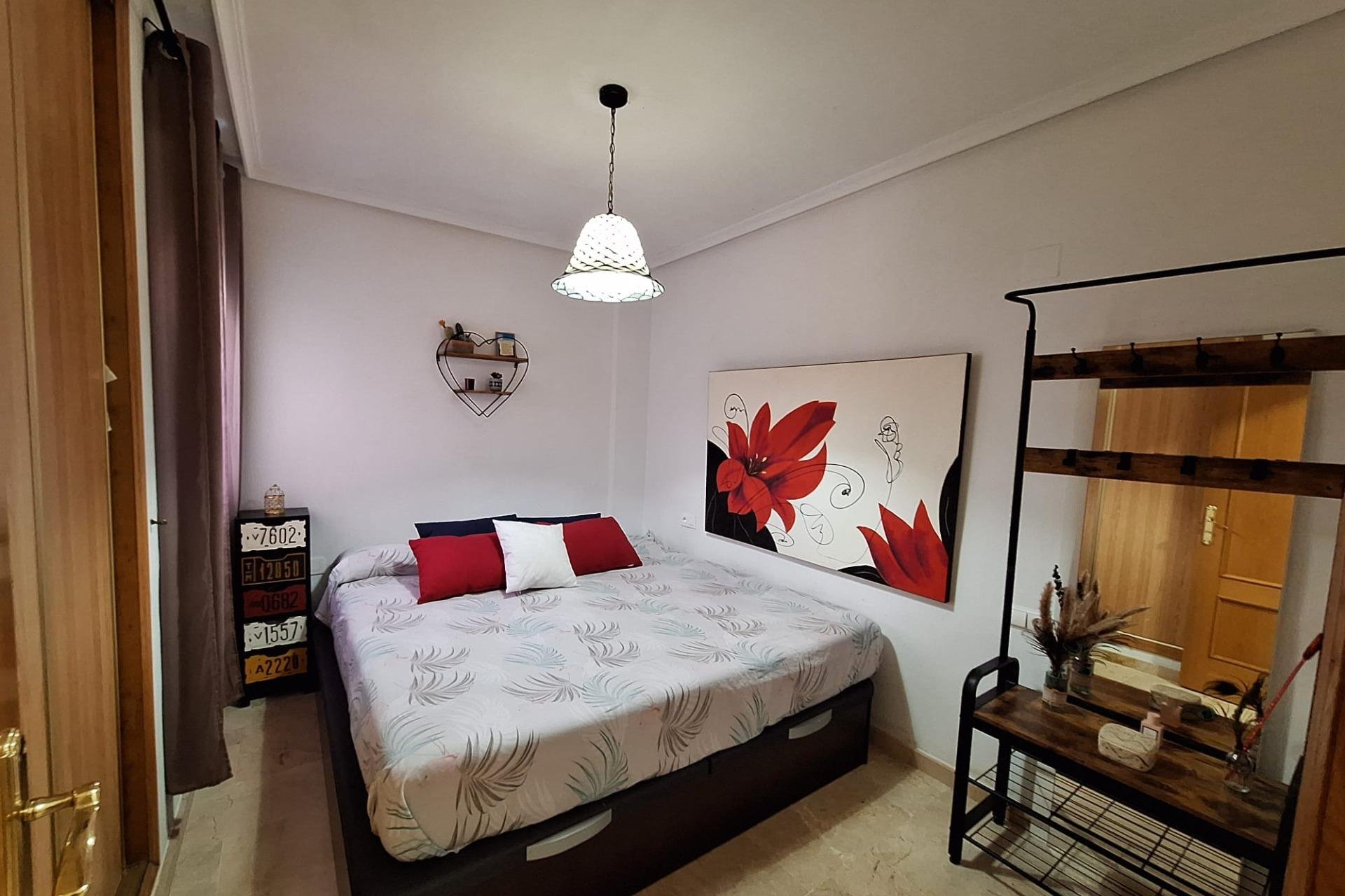 Resale - Penthouse -
Torrevieja - Centro