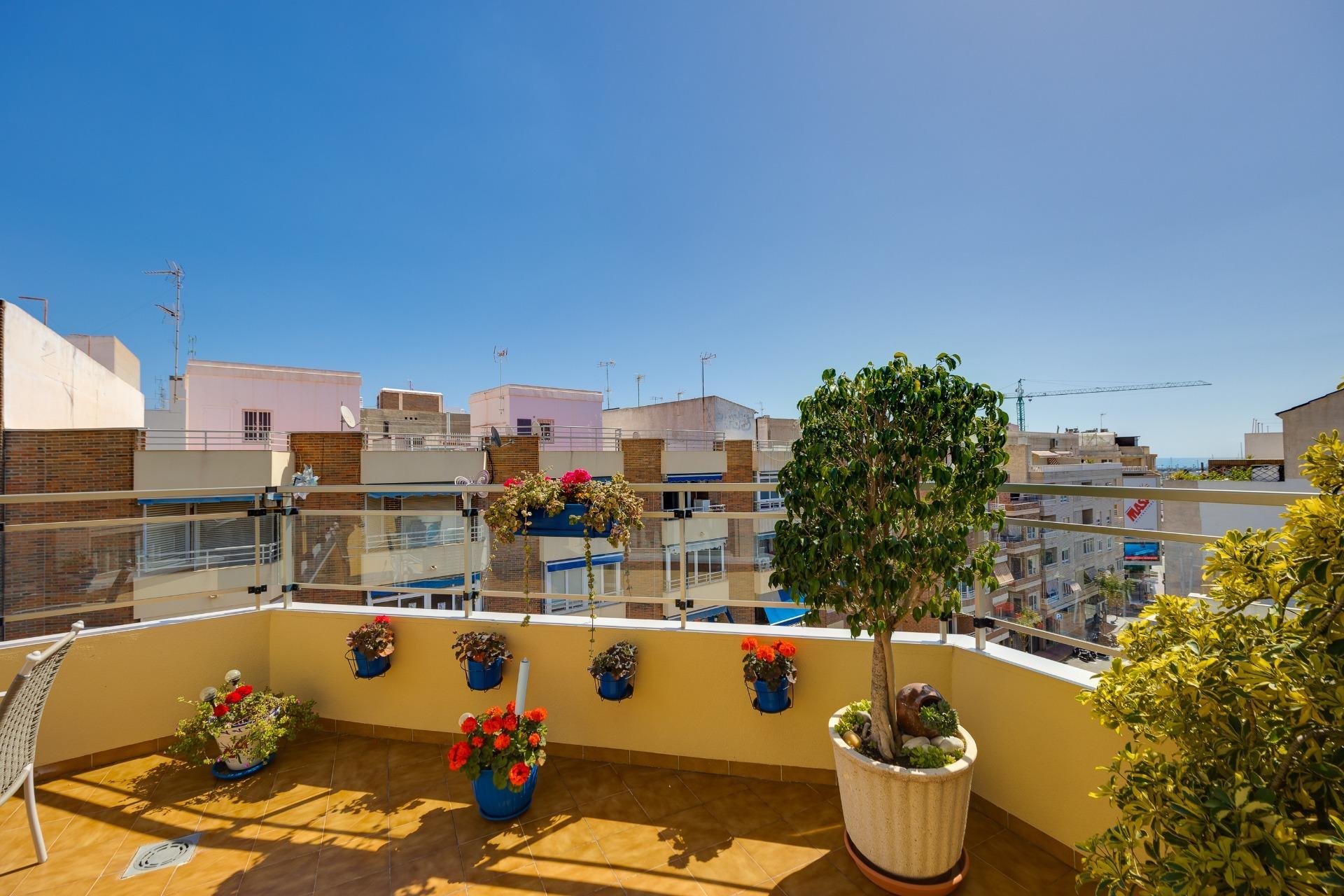 Resale - Penthouse -
Torrevieja - Centro