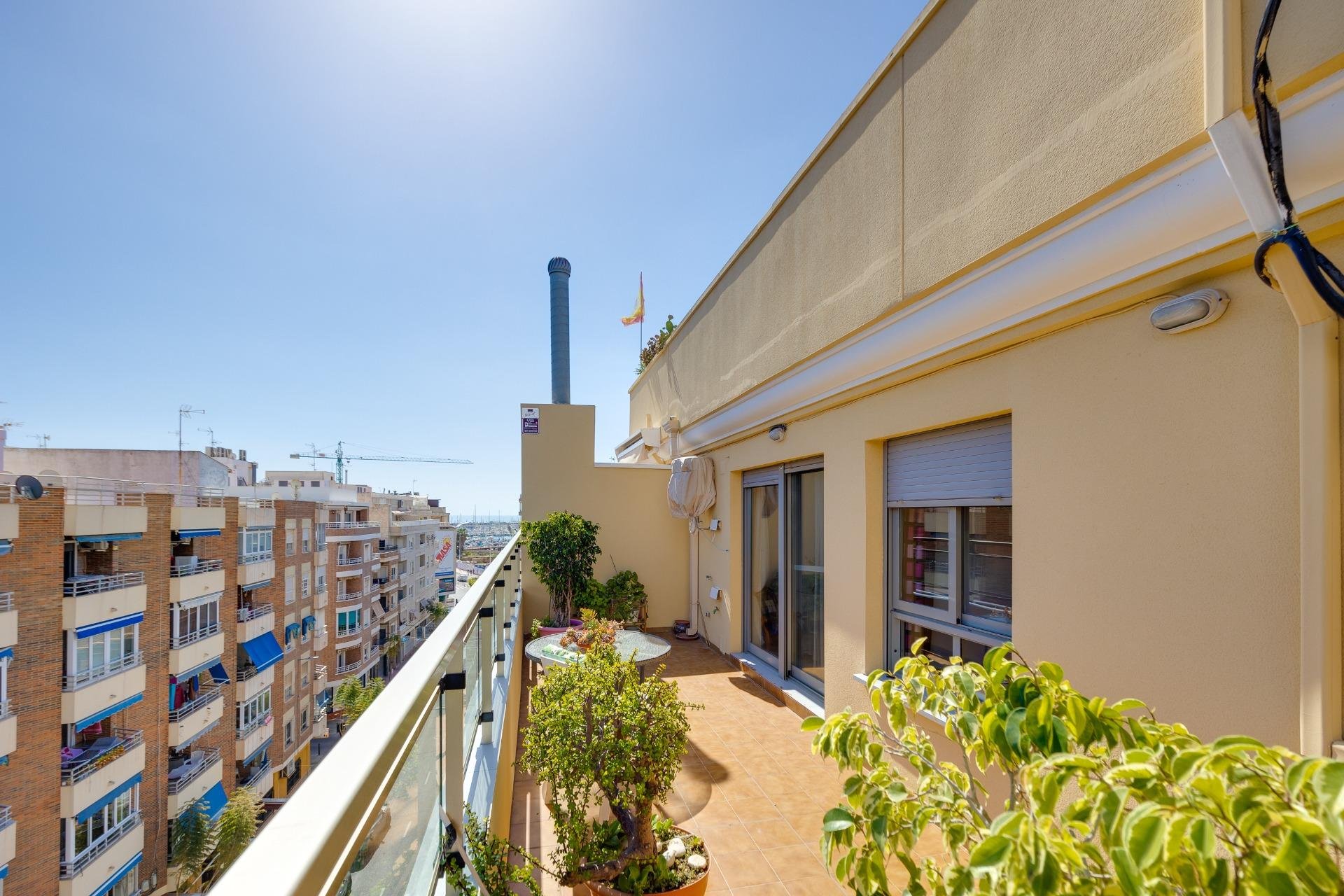 Resale - Penthouse -
Torrevieja - Centro