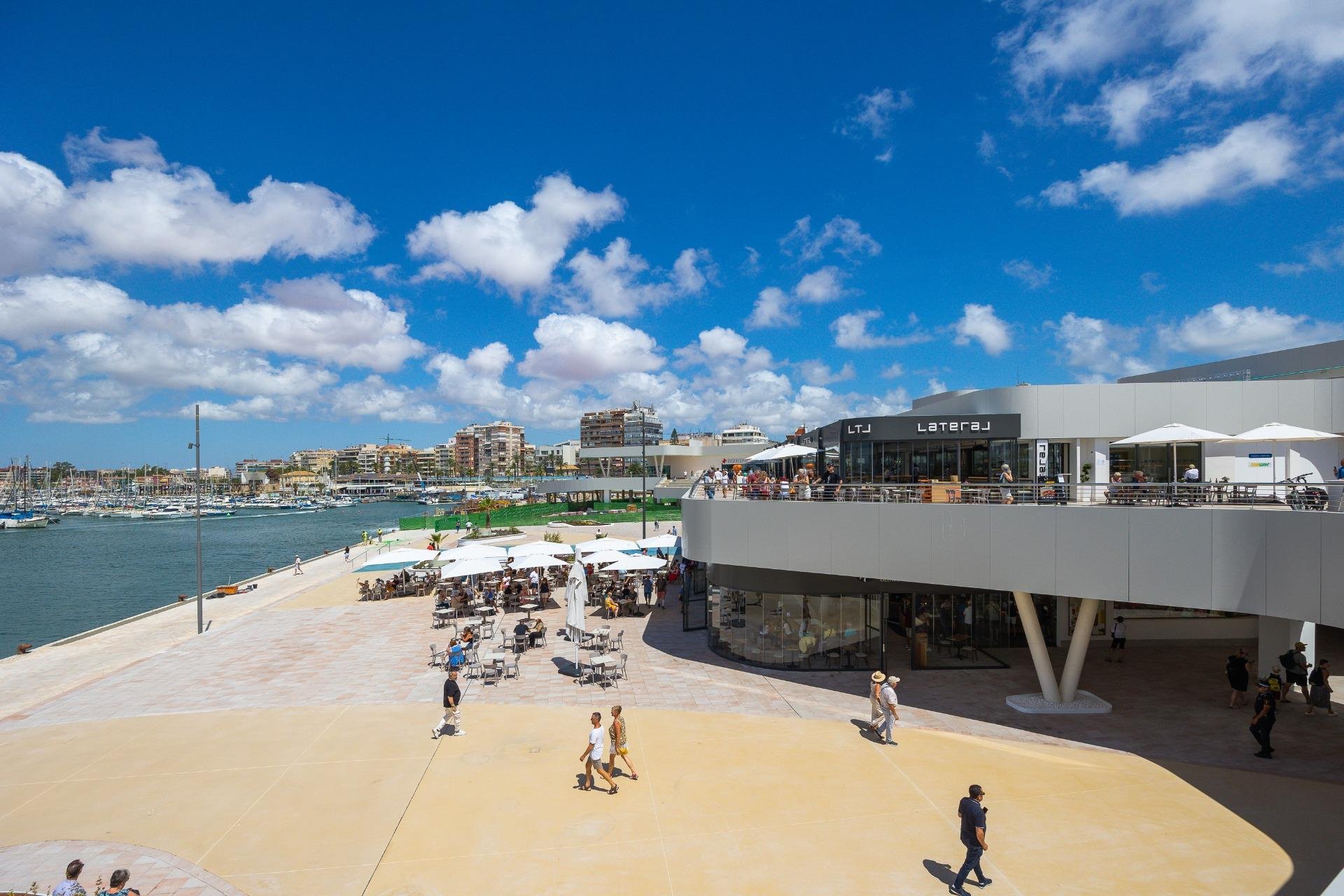 Resale - Penthouse -
Torrevieja - Centro