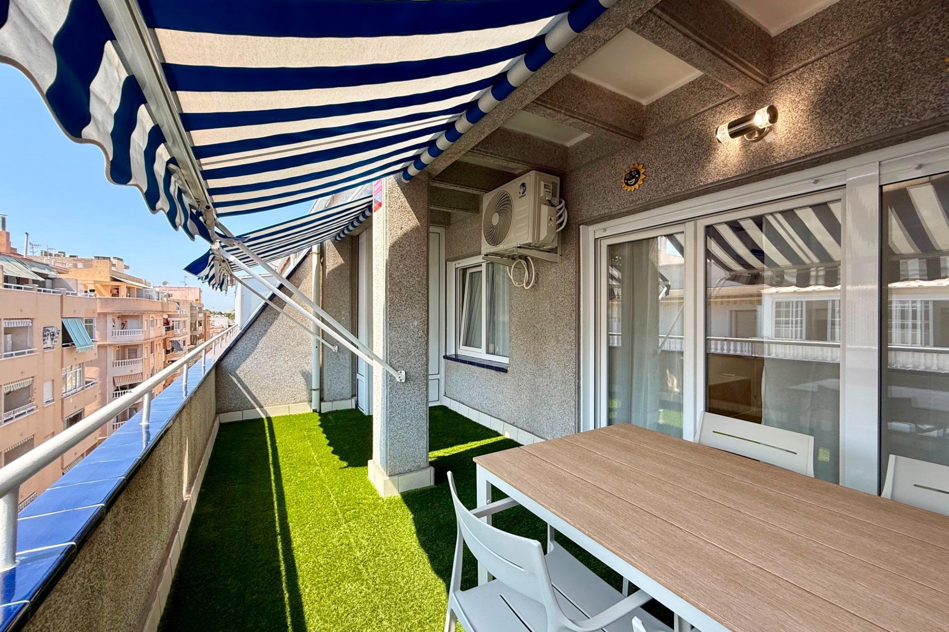 Resale - Penthouse -
Torrevieja - Habaneras