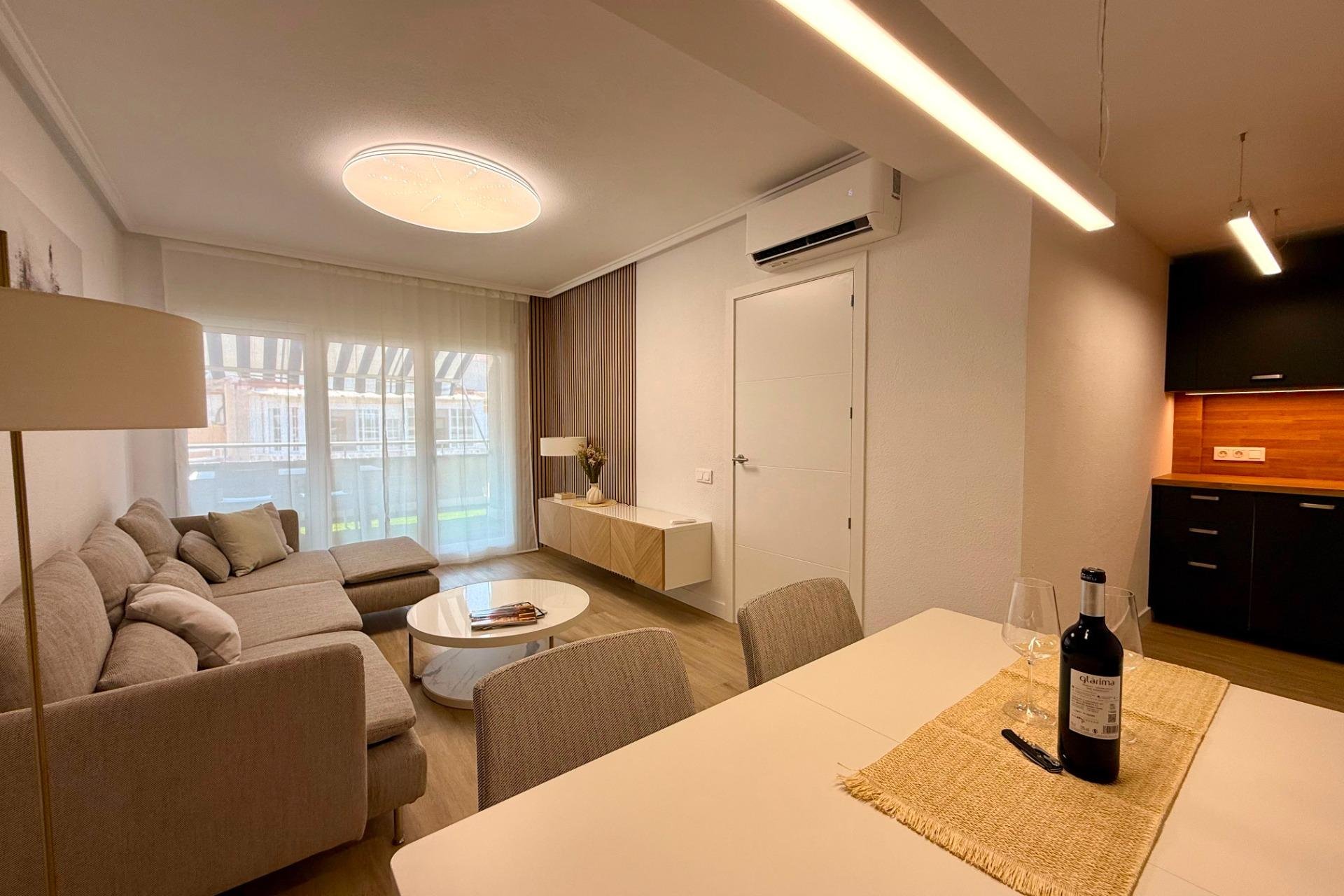 Resale - Penthouse -
Torrevieja - Habaneras