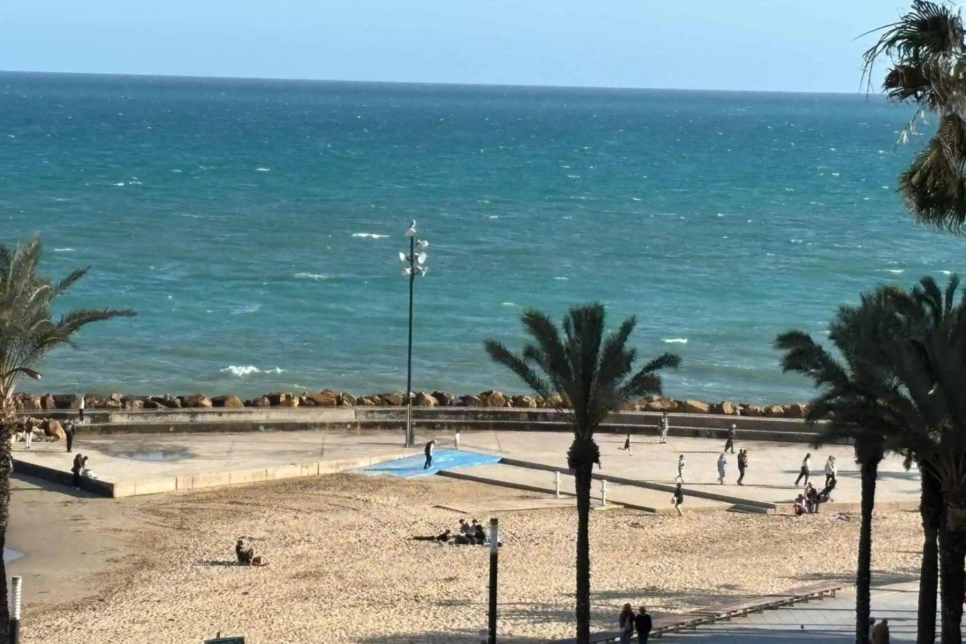 Resale - Penthouse -
Torrevieja - Las Piscinas Naturales