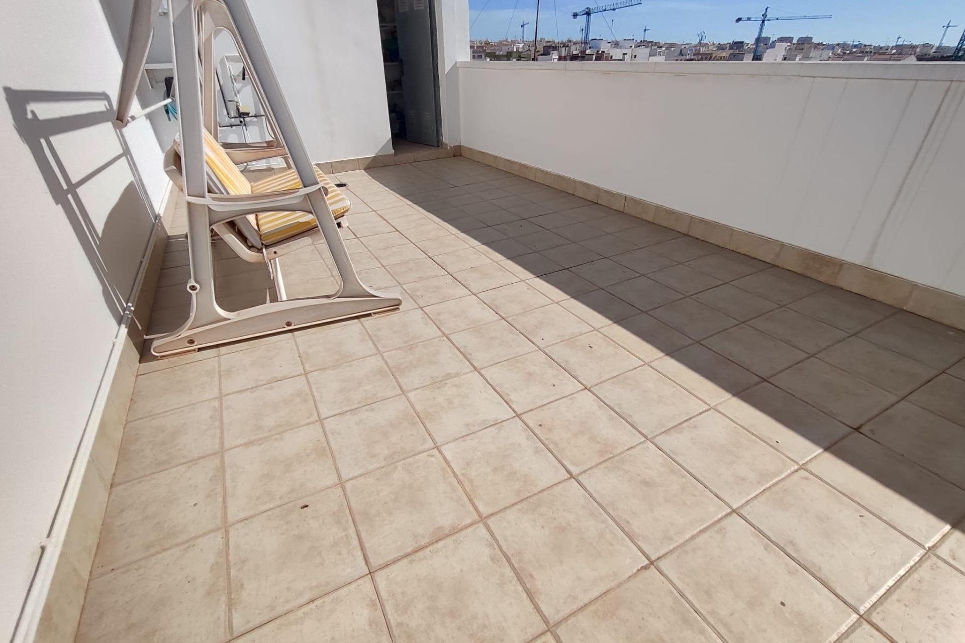 Resale - Penthouse -
Torrevieja - Paseo Maritimo