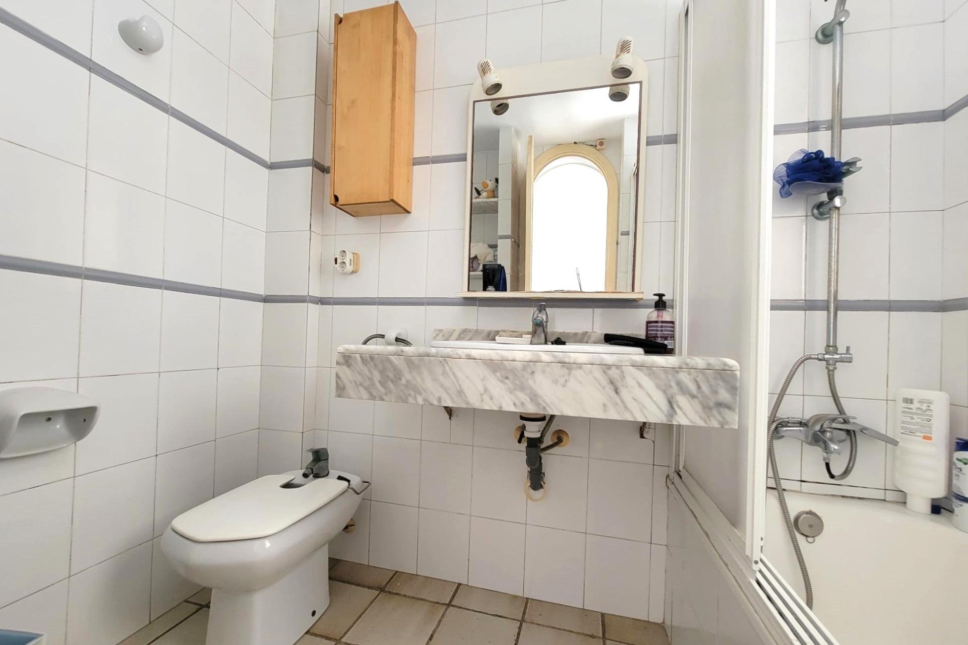 Resale - Penthouse -
Torrevieja - Playa De La Mata