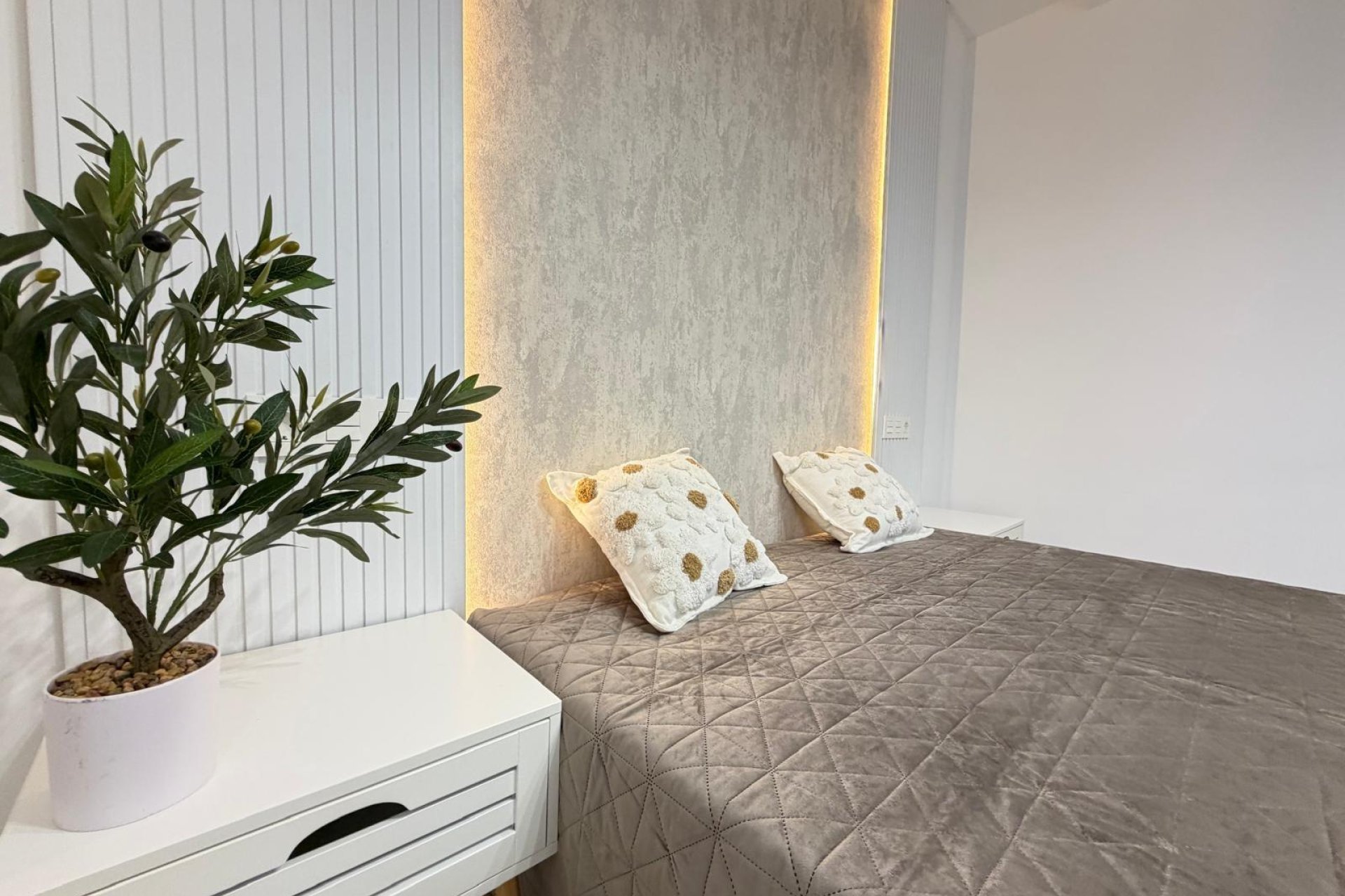 Resale - Penthouse -
Torrevieja - Playa del Cura