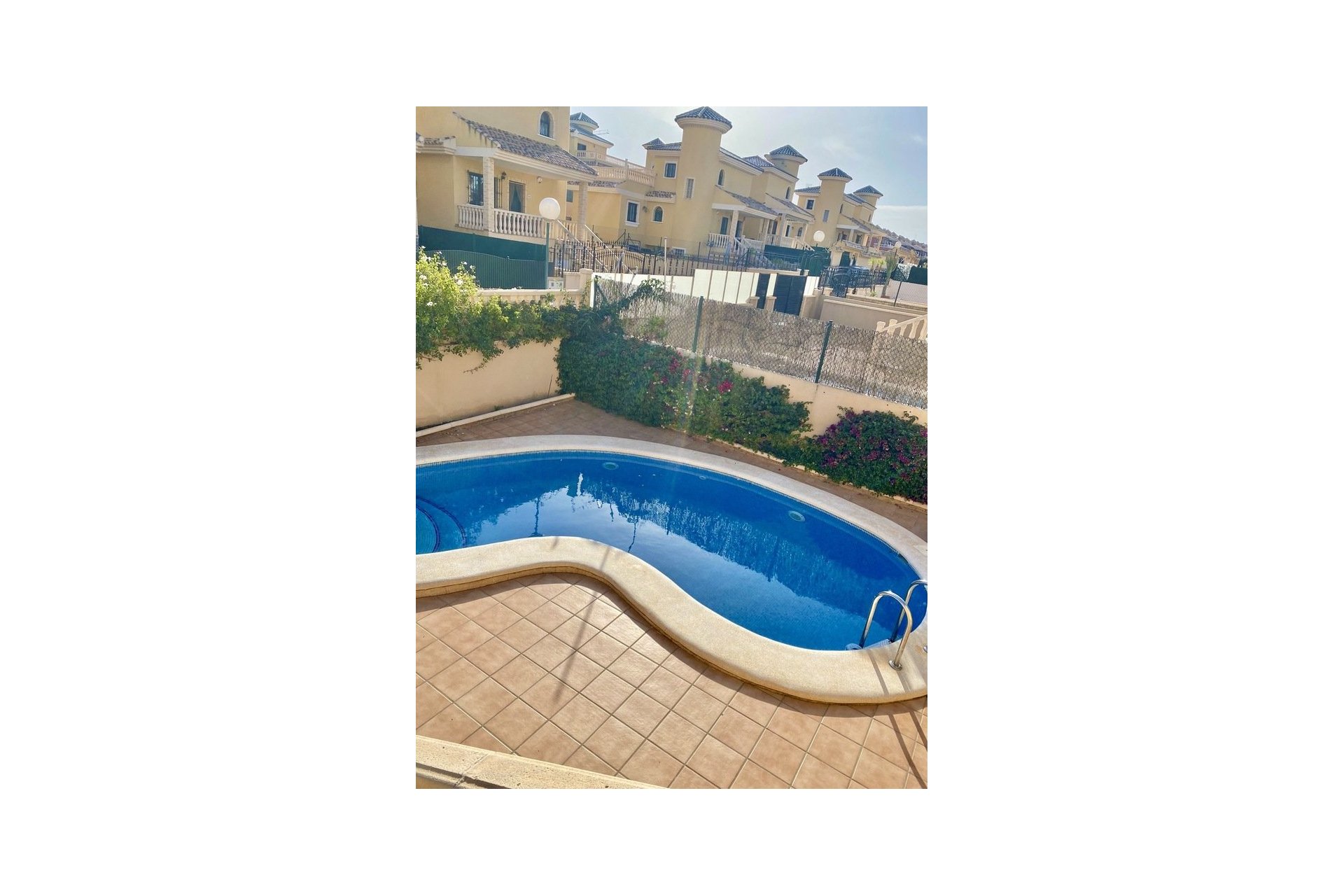 Resale - Semi Detached -
Villamartin