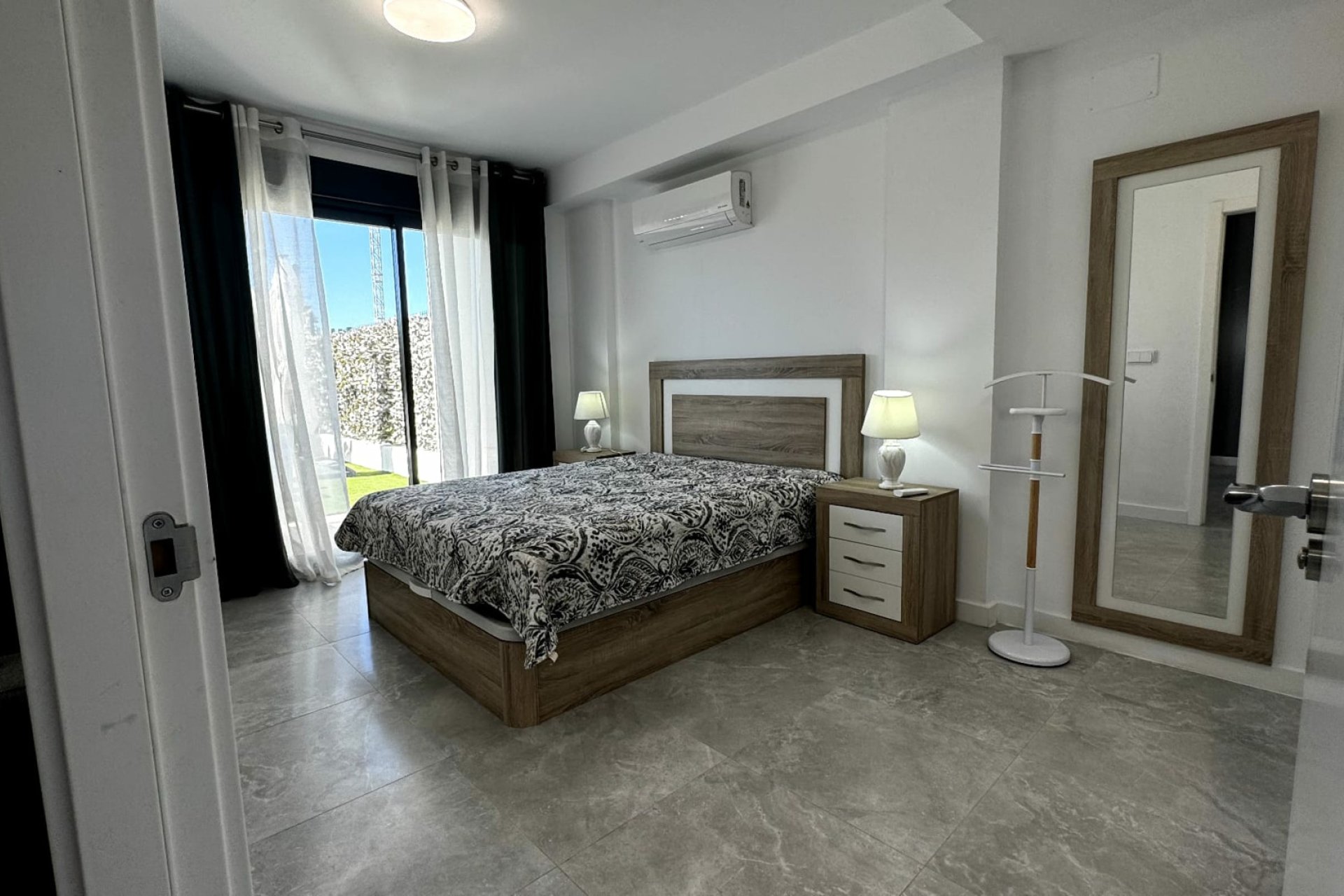 Resale - Town House -
Benidorm - Costa Blanca