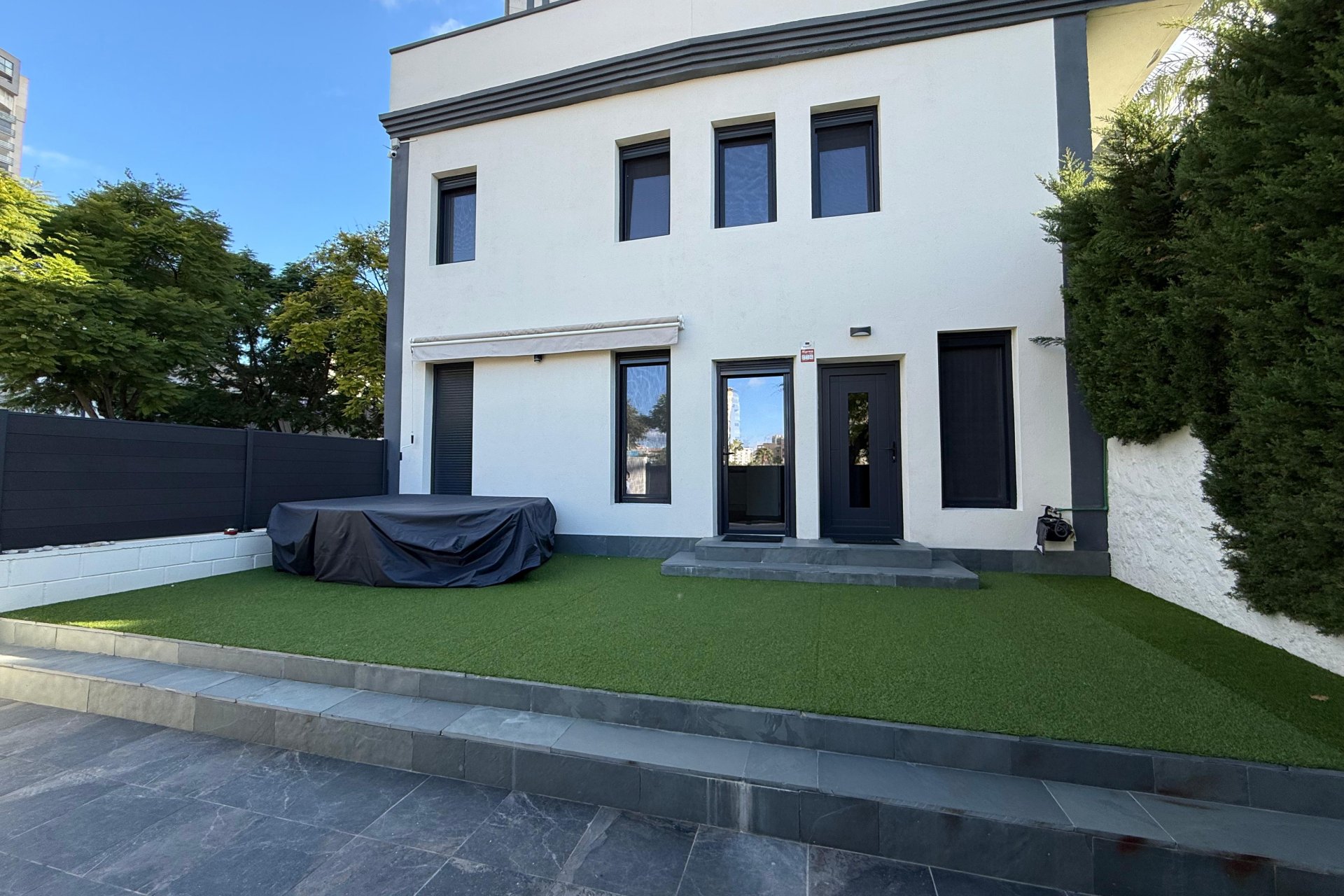 Resale - Town House -
Benidorm - Costa Blanca