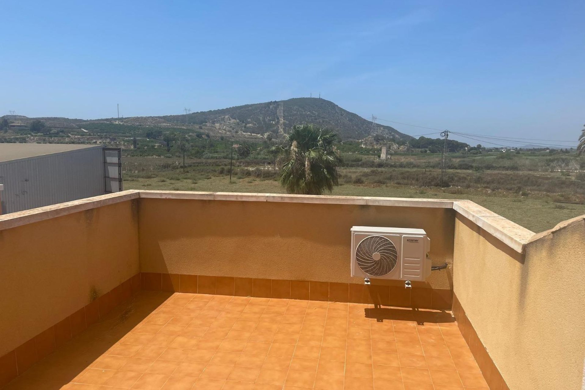 Resale - Town House -
Bigastro