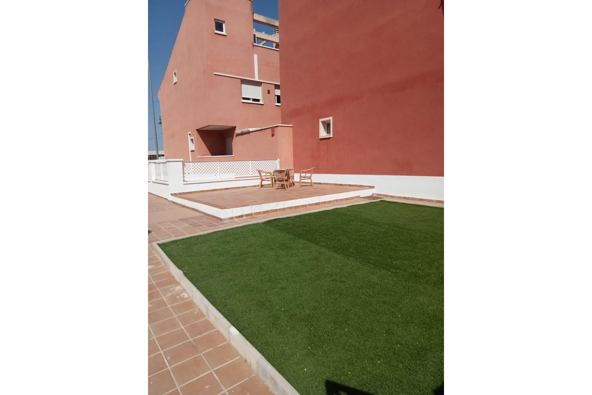 Resale - Town House -
Bigastro