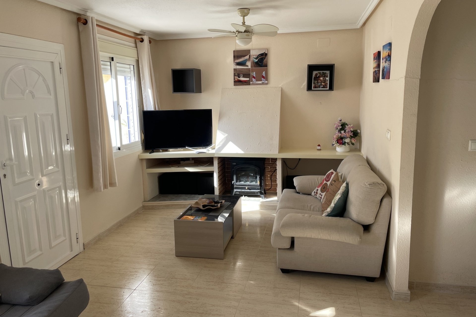 Resale - Town House -
Camposol - Inland