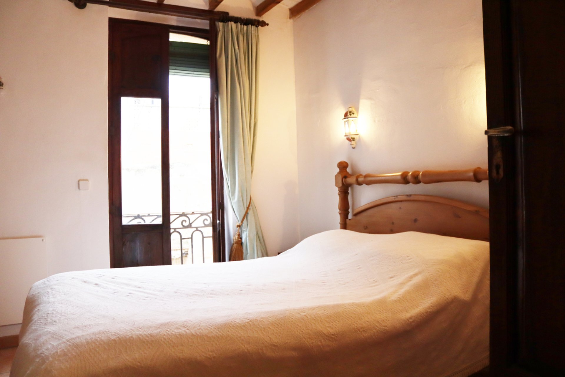 Resale - Town House -
Castell de Castells - Inland