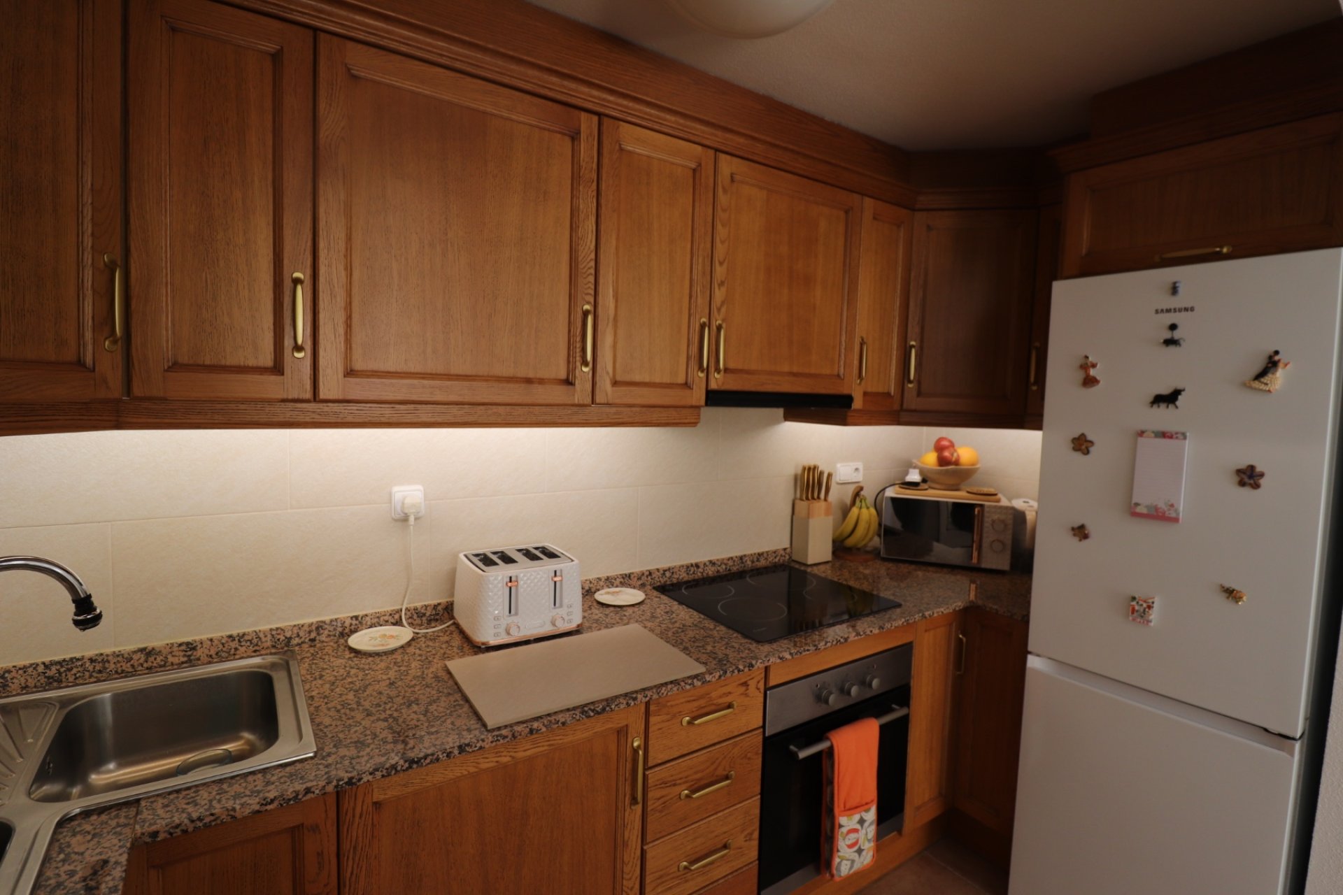 Resale - Town House -
Fortuna - Inland