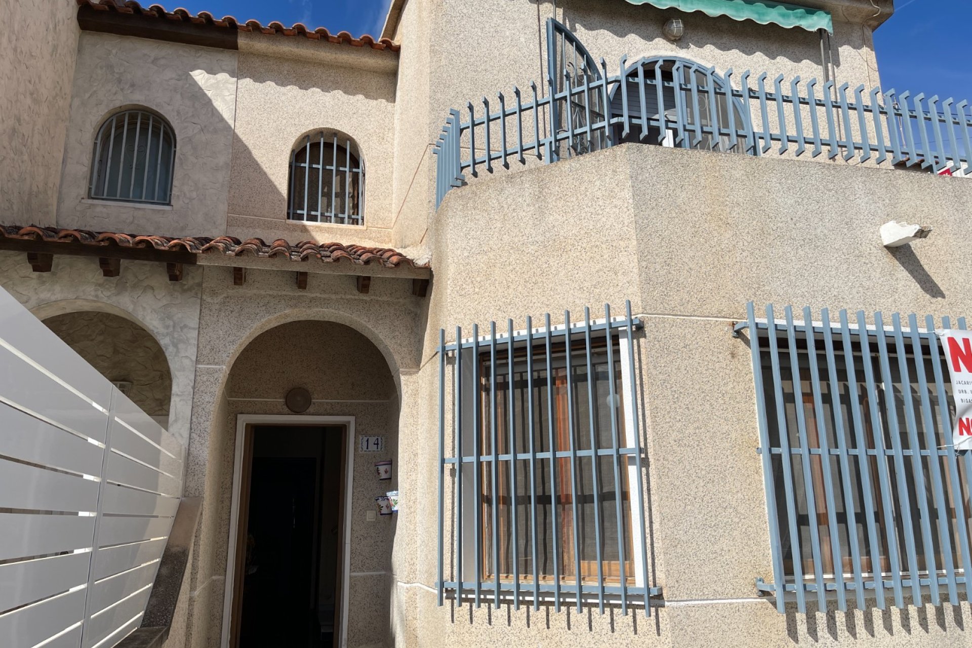 Resale - Town House -
Jacarilla - Inland