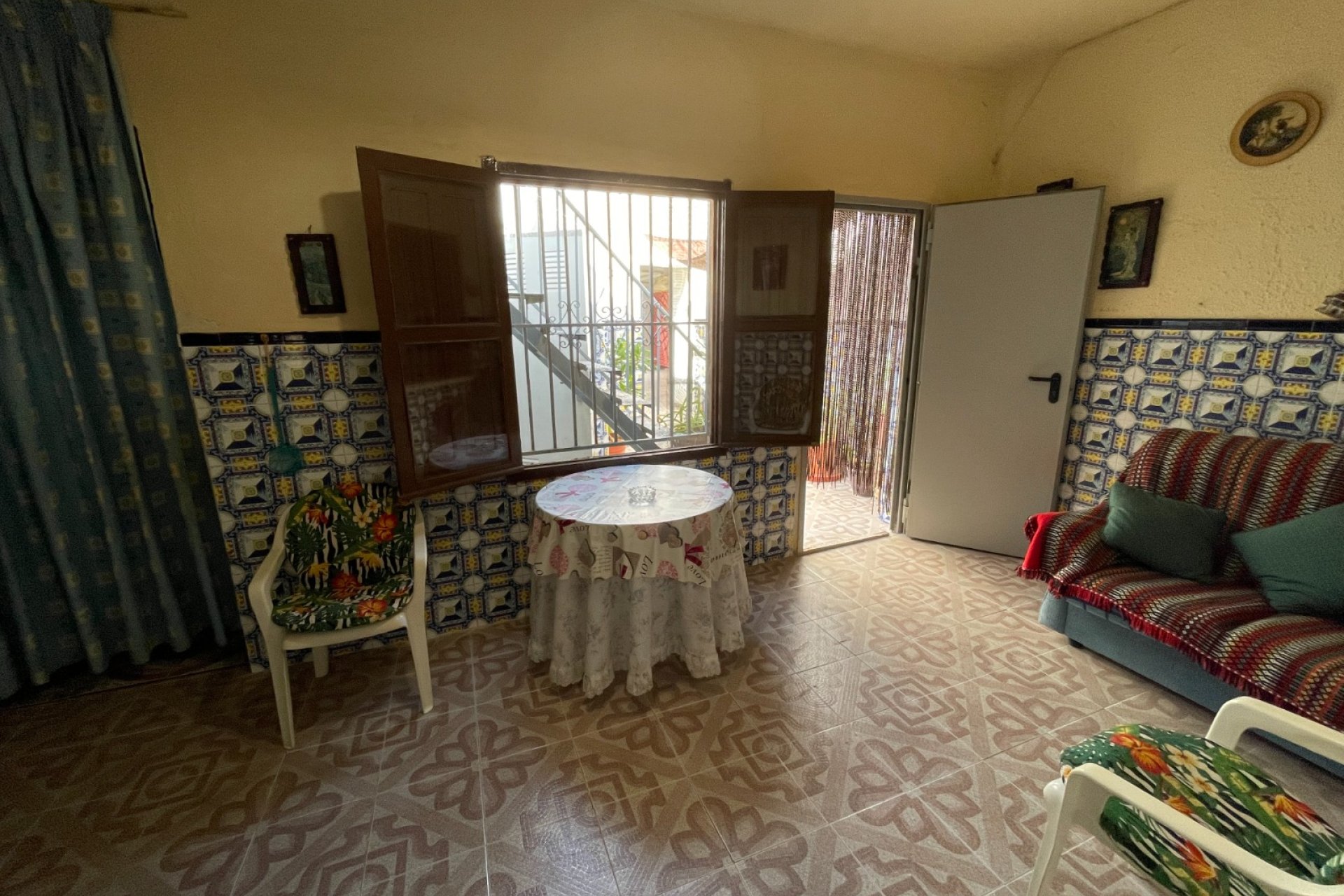 Resale - Town House -
Jacarilla - Inland
