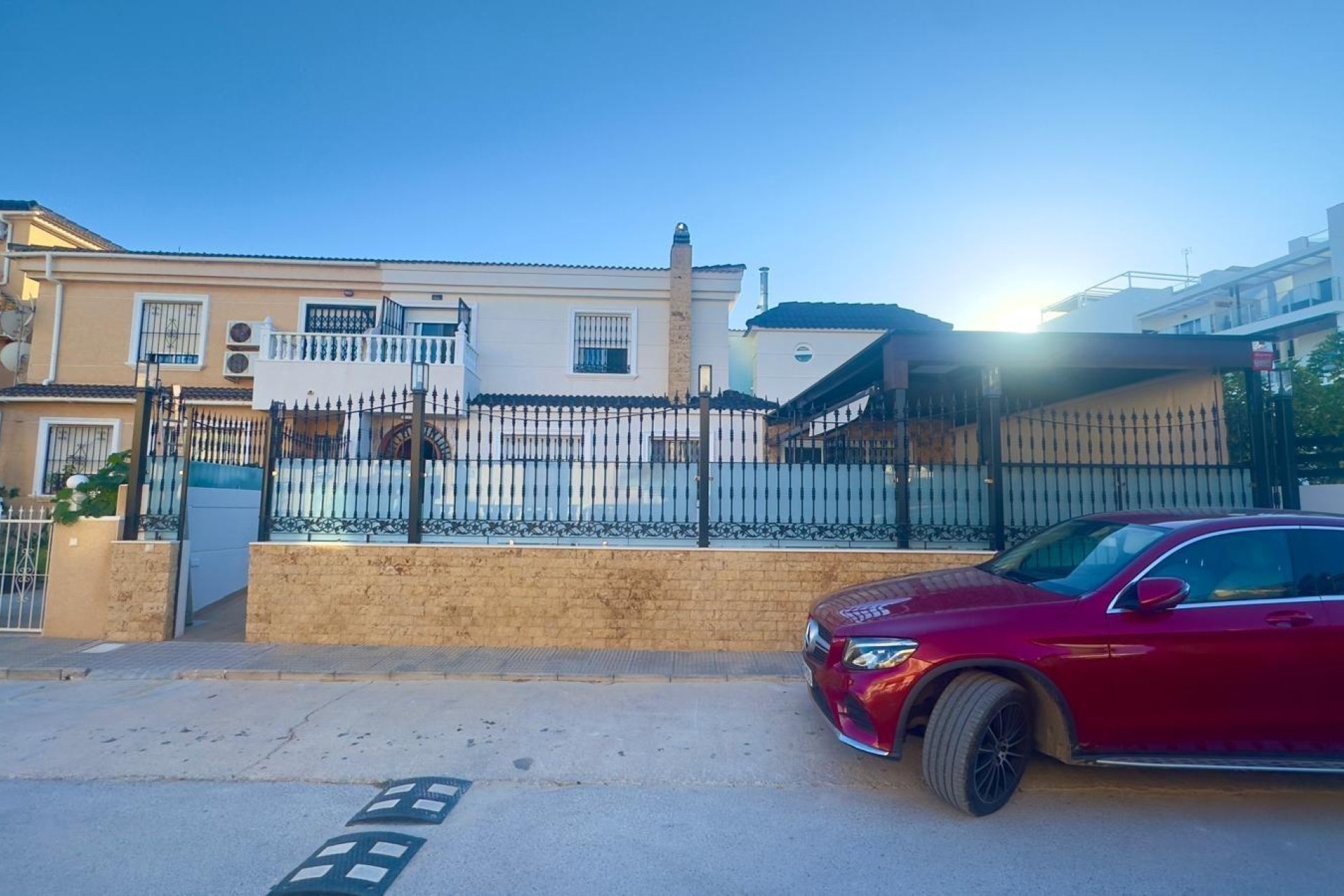 Resale - Town House -
Orihuela Costa - La Zenia