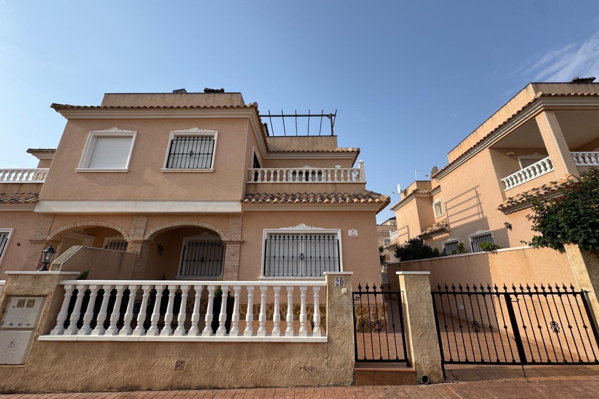 Resale - Town House -
Orihuela Costa - Los Dolses