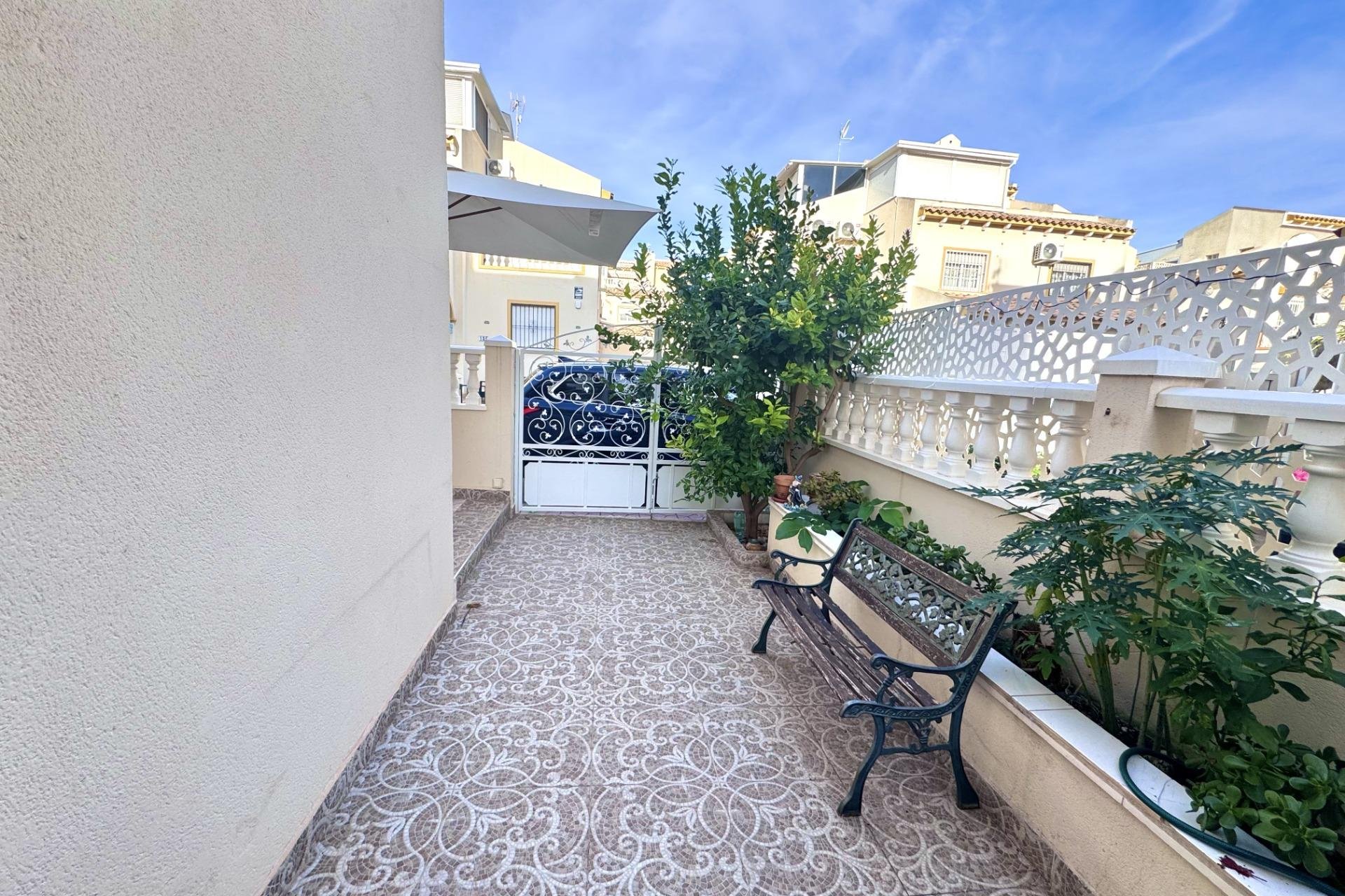 Resale - Town House -
Orihuela Costa - Playa Flamenca