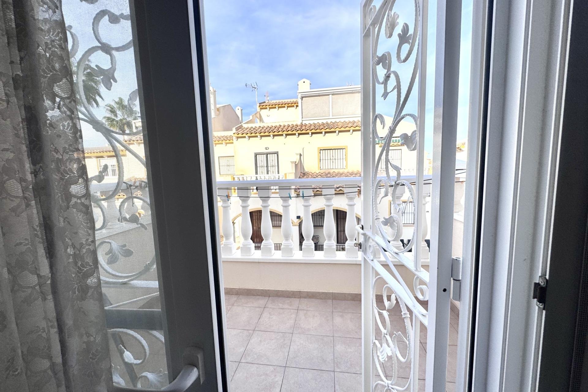 Resale - Town House -
Orihuela Costa - Playa Flamenca