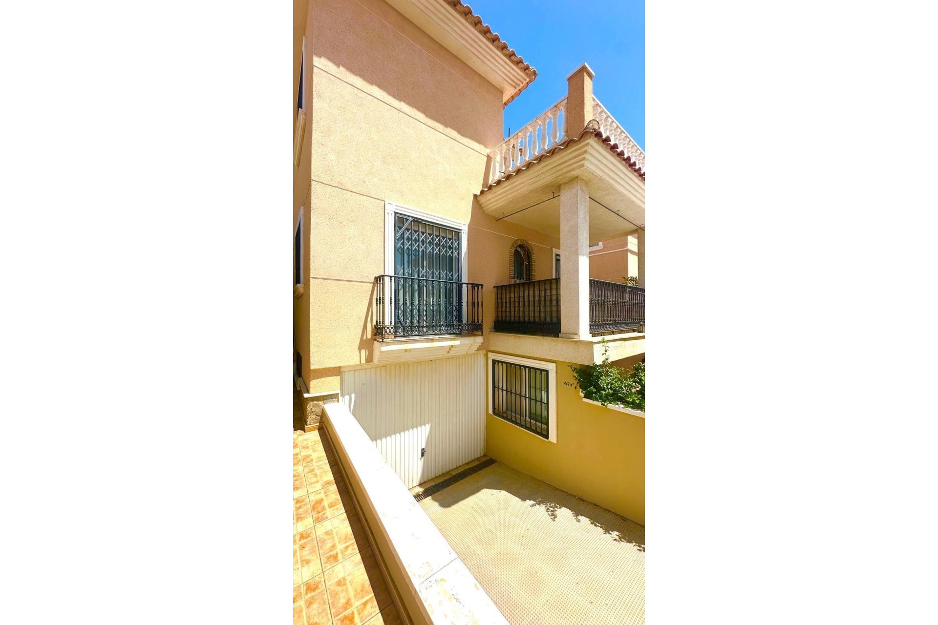 Resale - Town House -
Orihuela - Urbanización Perla Del Mar