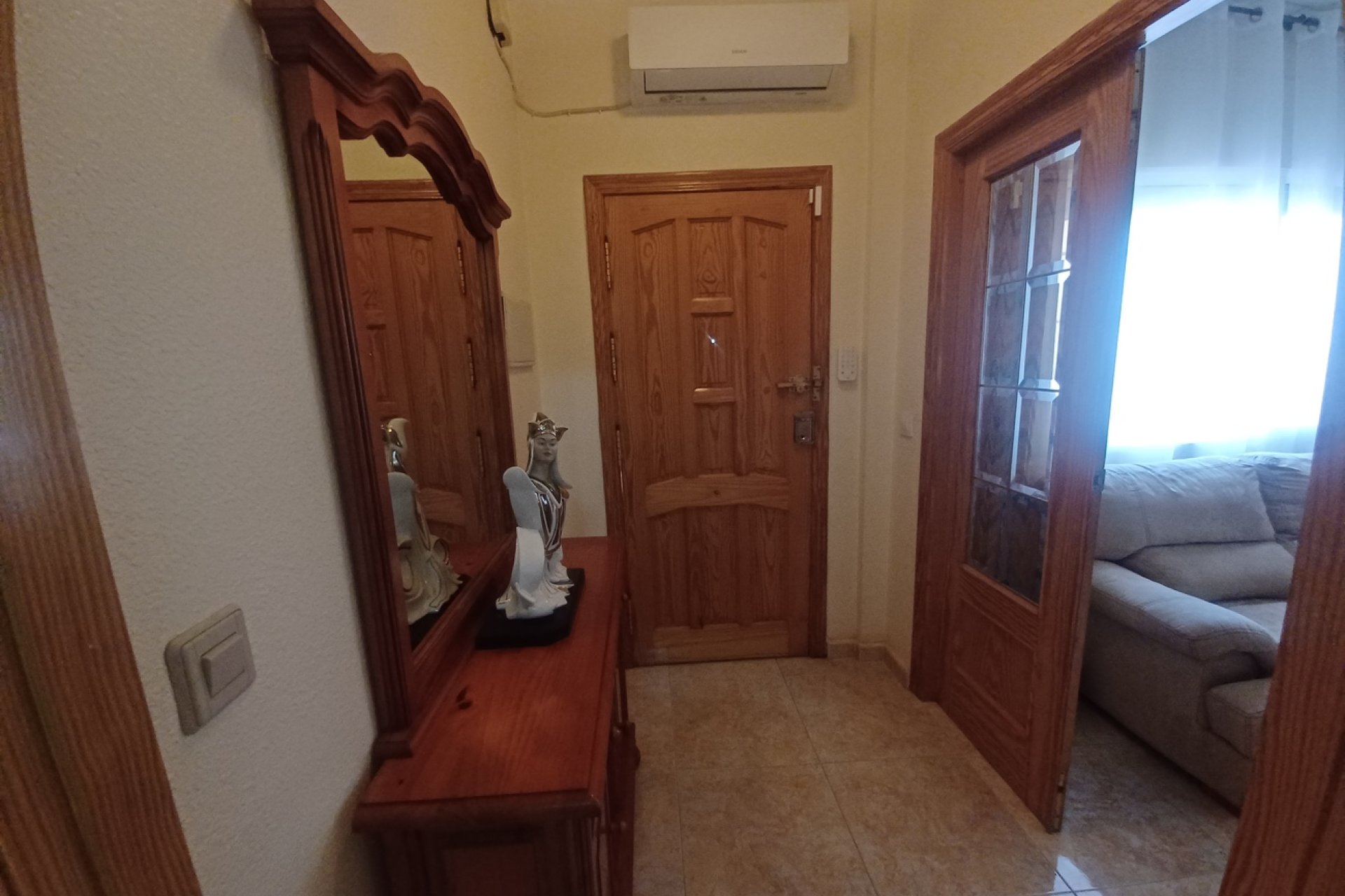 Resale - Town House -
Roldan - Inland