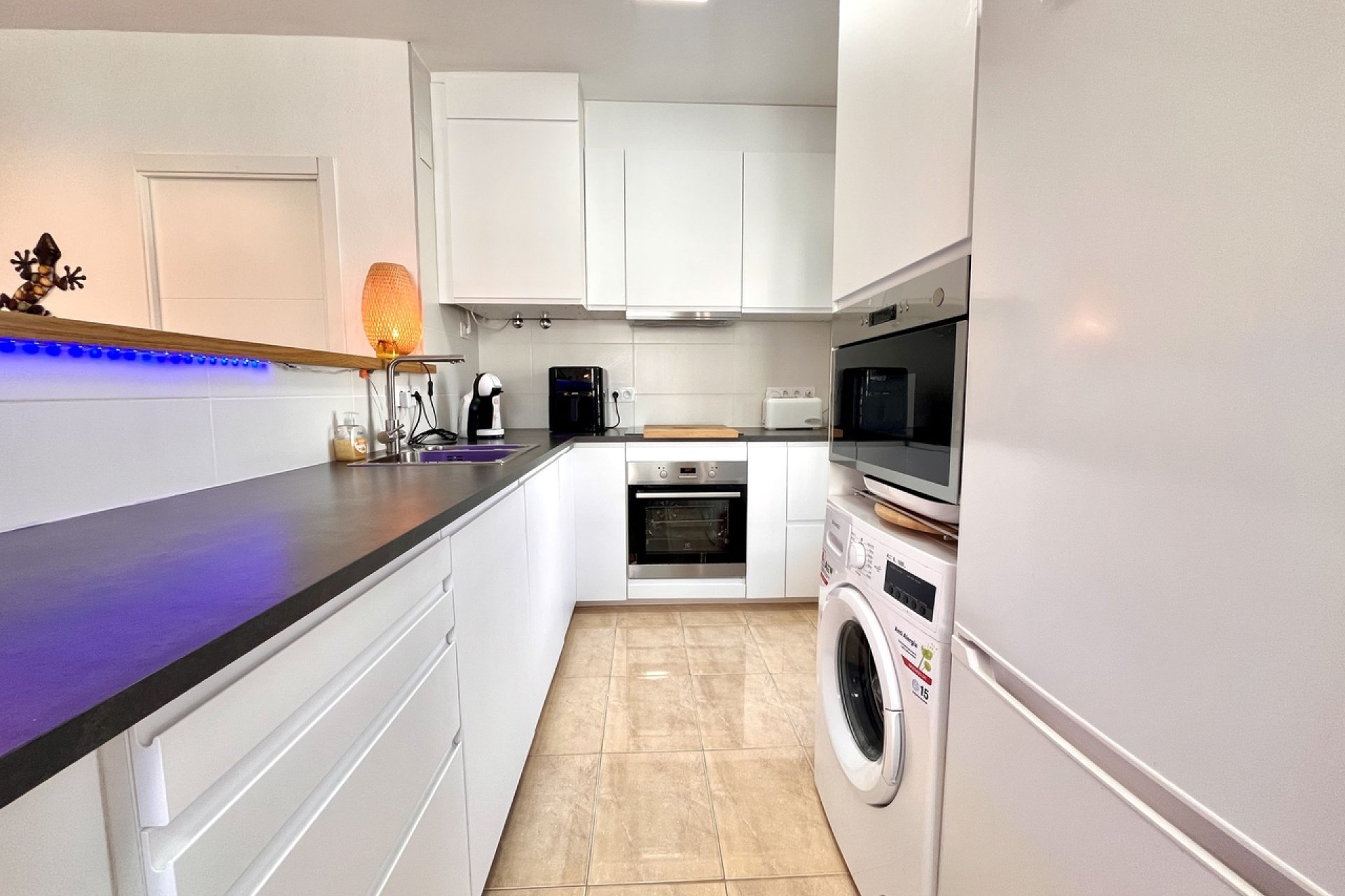 Resale - Town House -
San Miguel / Vistabella Golf - Inland