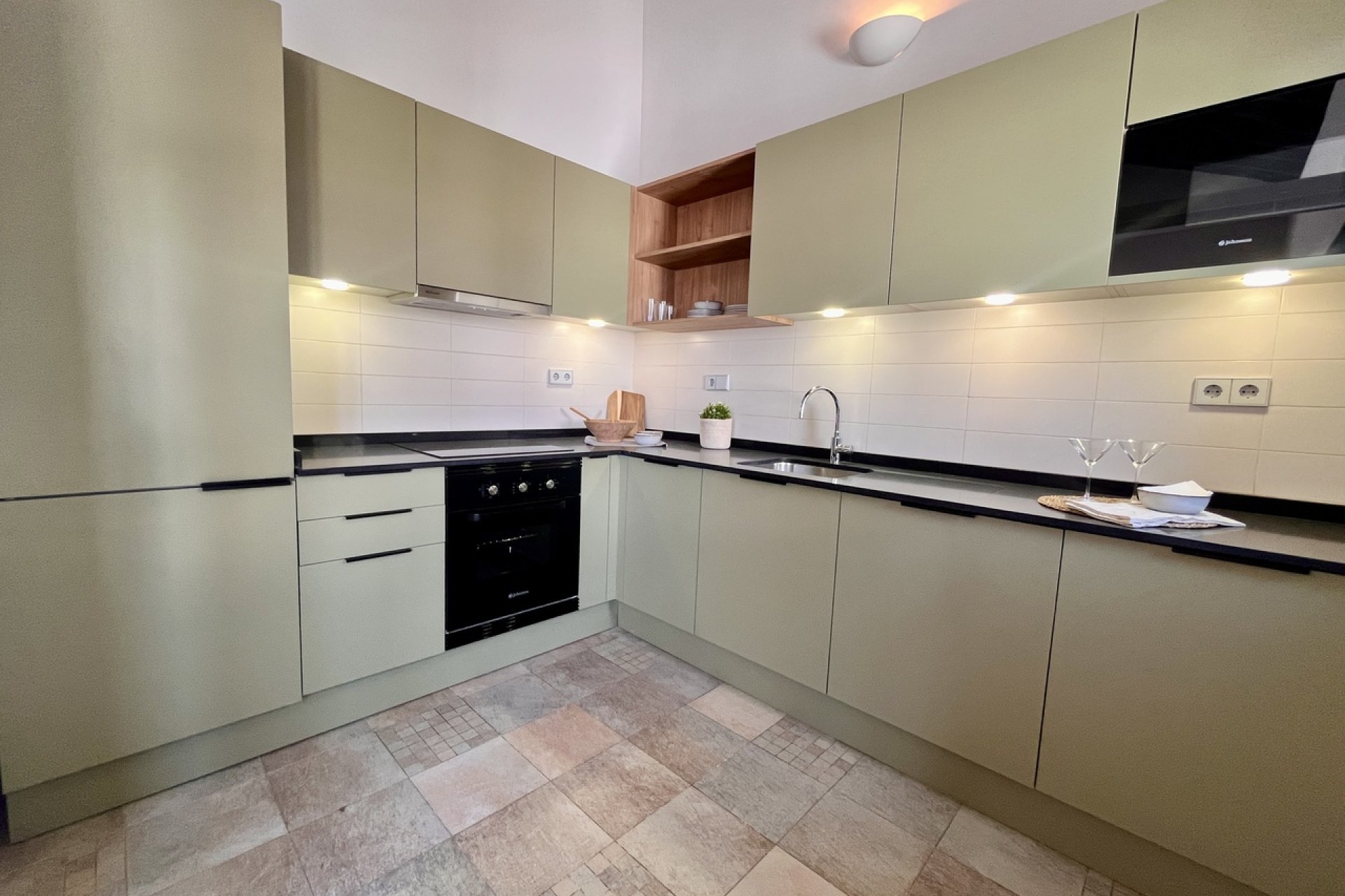 Resale - Town House -
Sucina - Inland