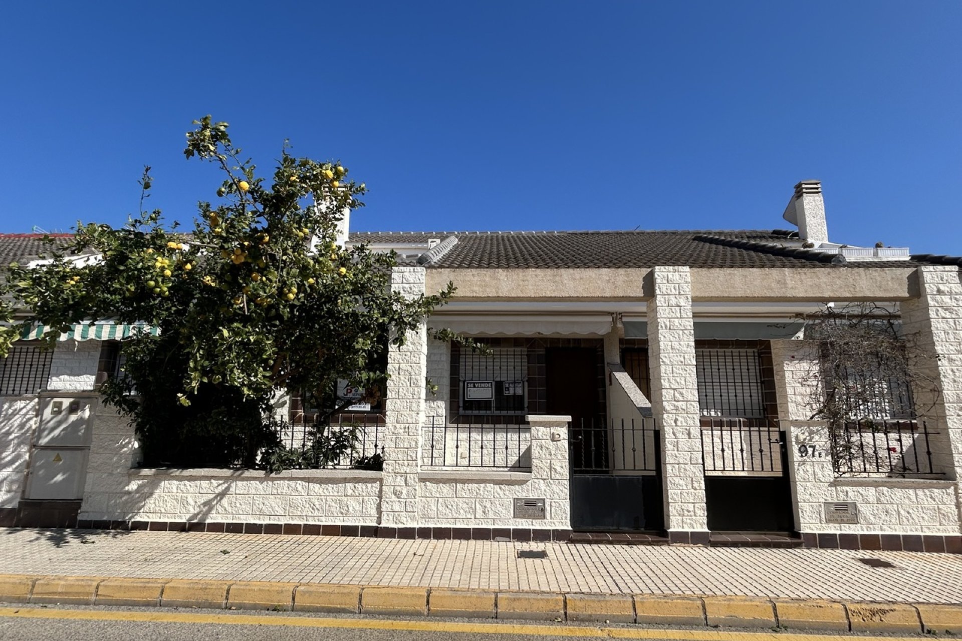 Resale - Town House -
Torre de la Horadada - Costa Blanca