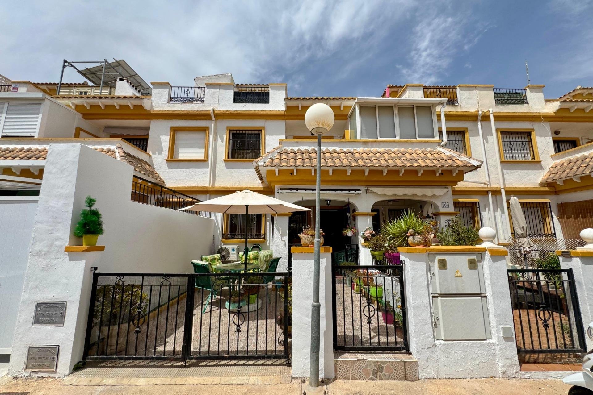 Resale - Town House -
Torrevieja - Costa Blanca
