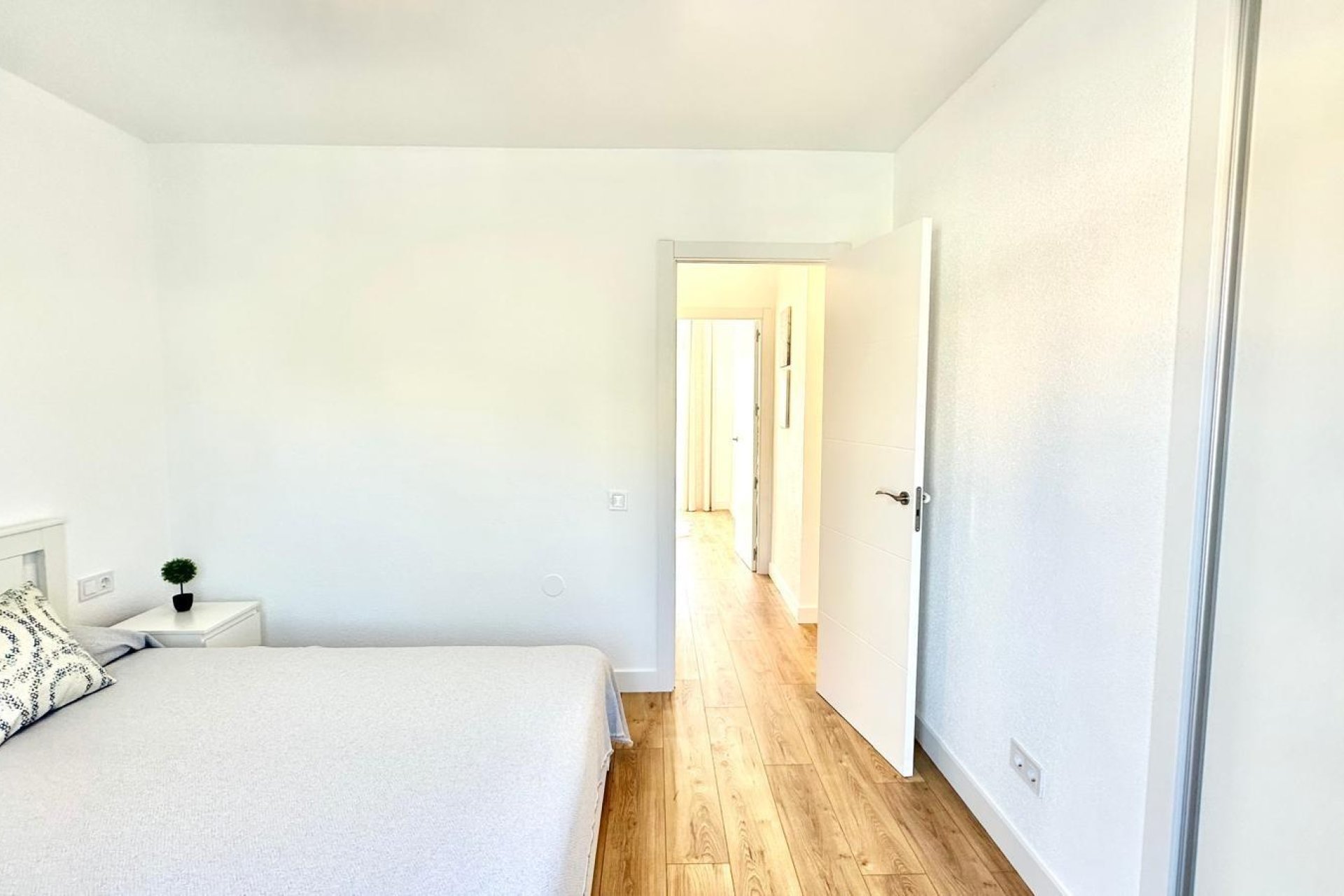 Resale - Town House -
Torrevieja - Estacion De Autobuses