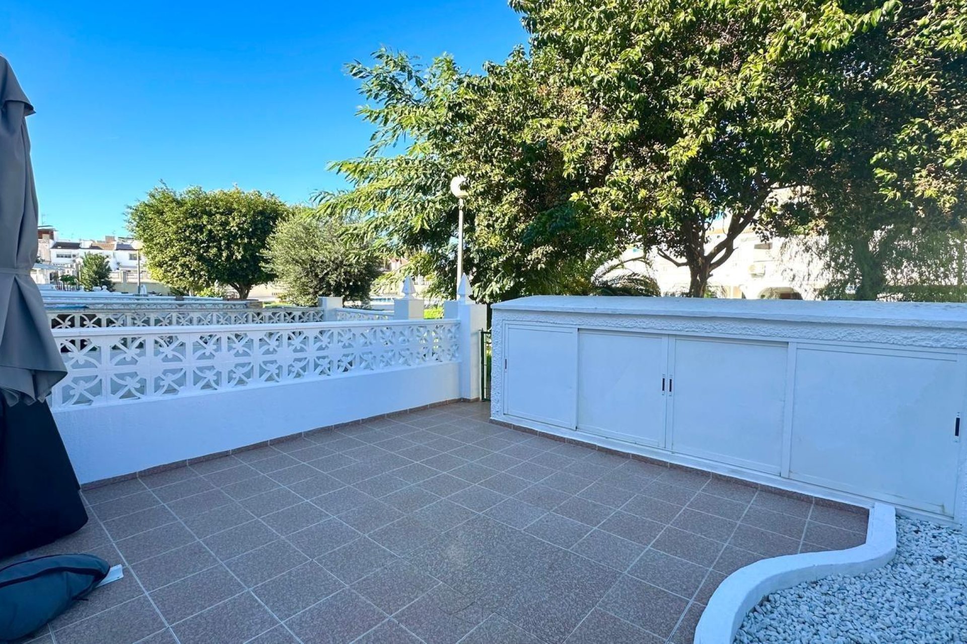 Resale - Town House -
Torrevieja - Estacion De Autobuses