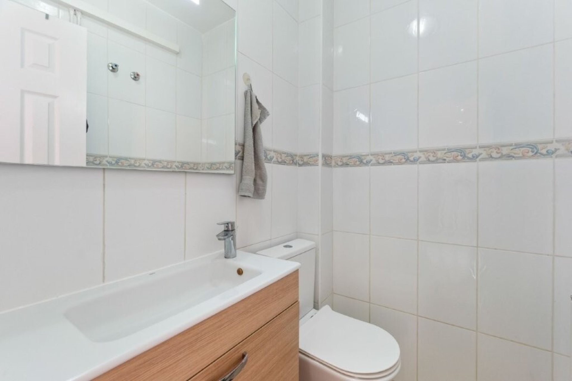 Resale - Town House -
Torrevieja - Los Frutales/ La Rosaleda