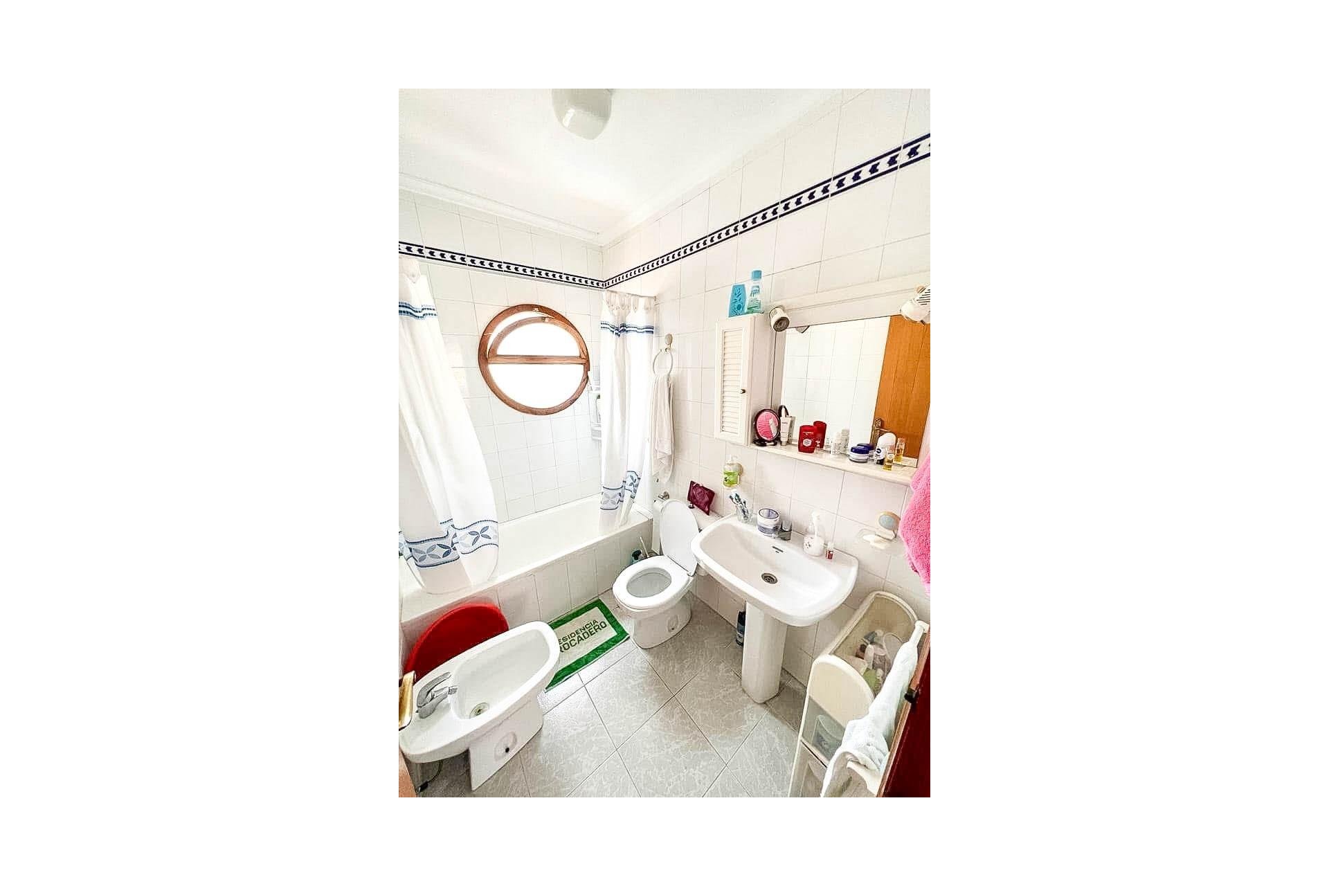 Resale - Town House -
Torrevieja - Playa del Cura