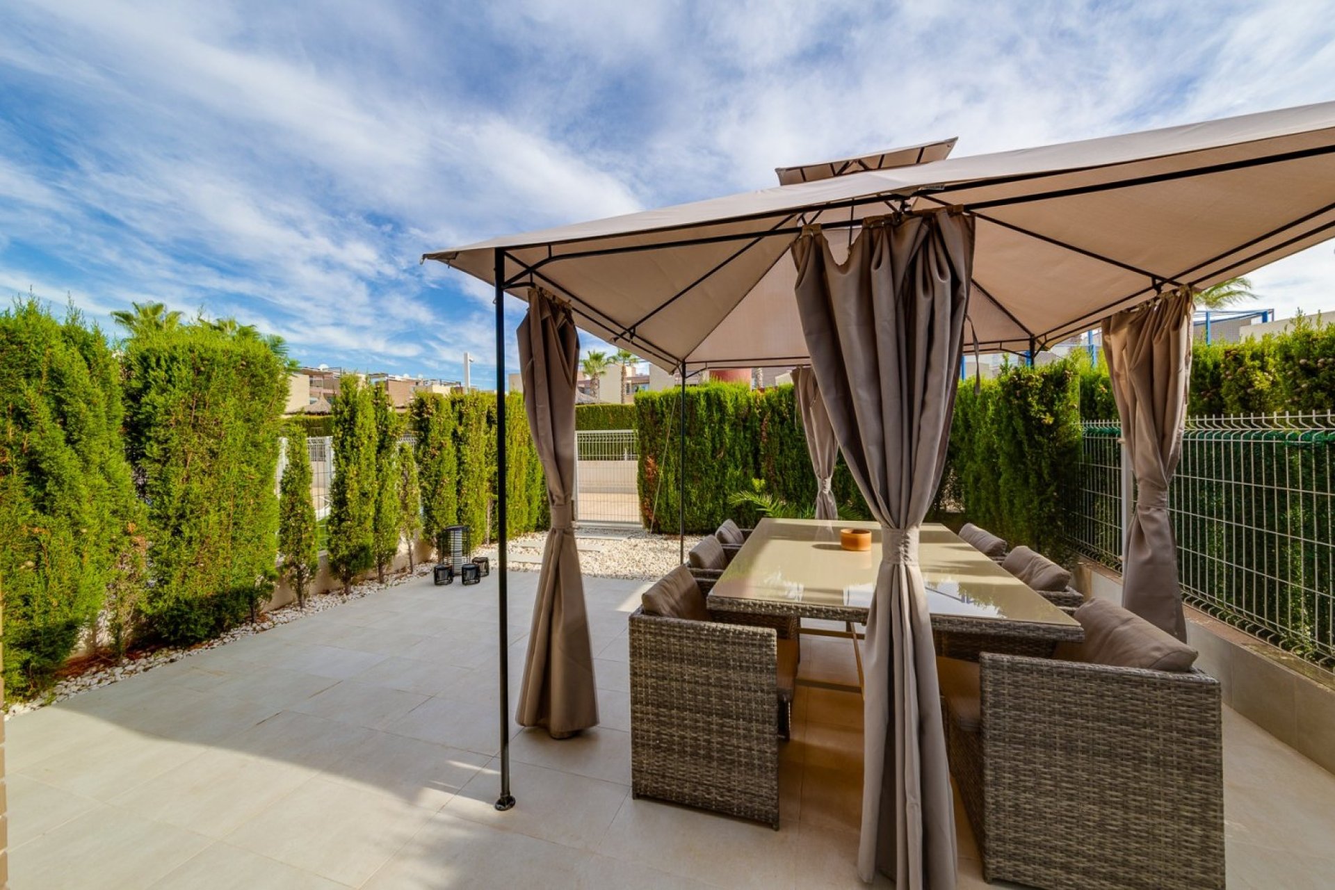Resale - Town House -
Torrevieja - Sector 25