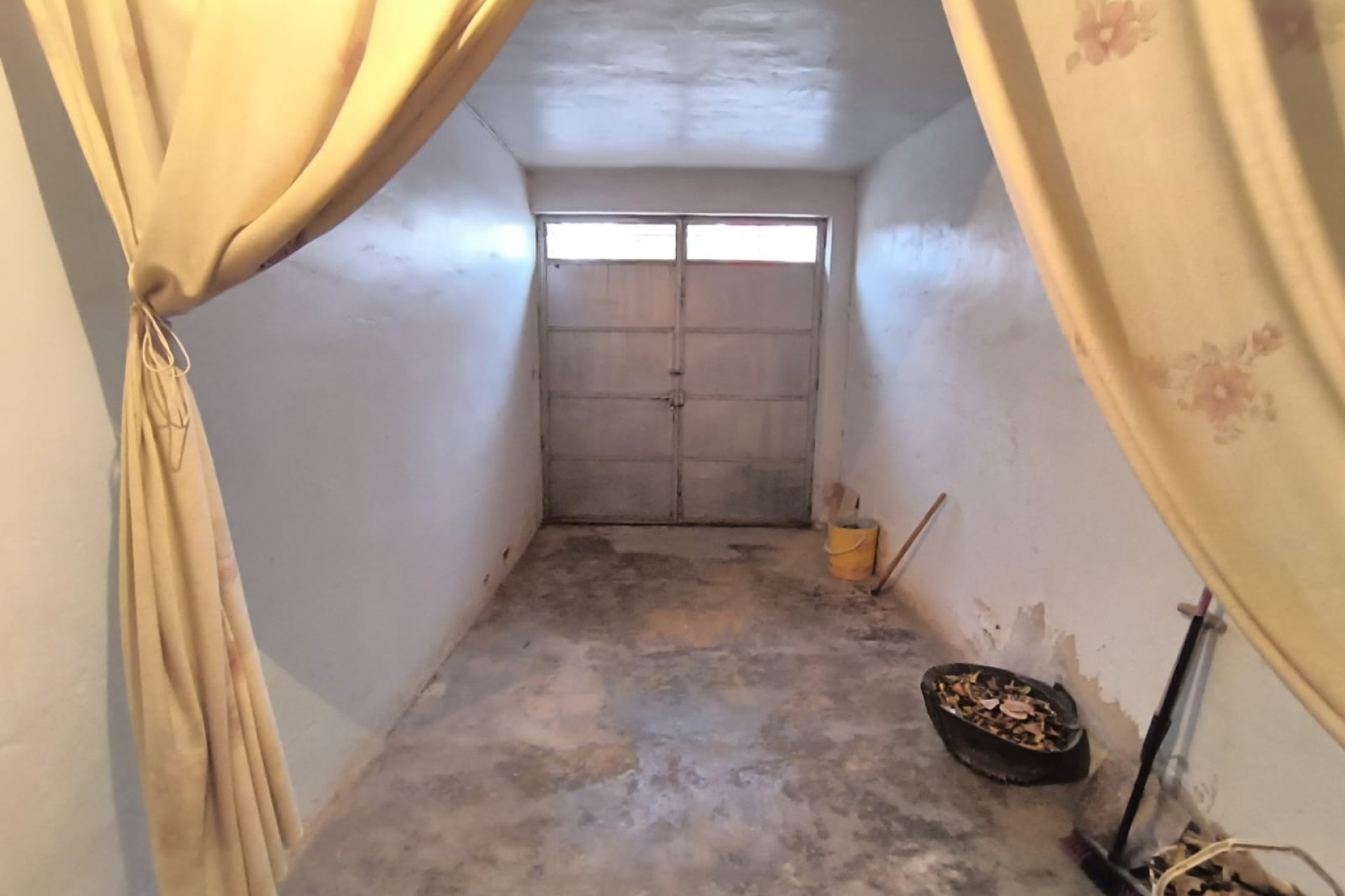 Resale - Town House -
Yecla - Inland