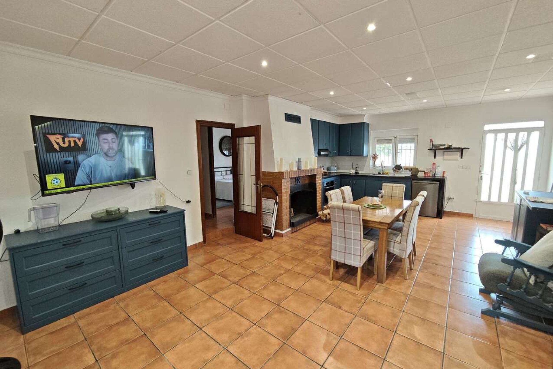 Resale - Town House -
Yecla - Inland