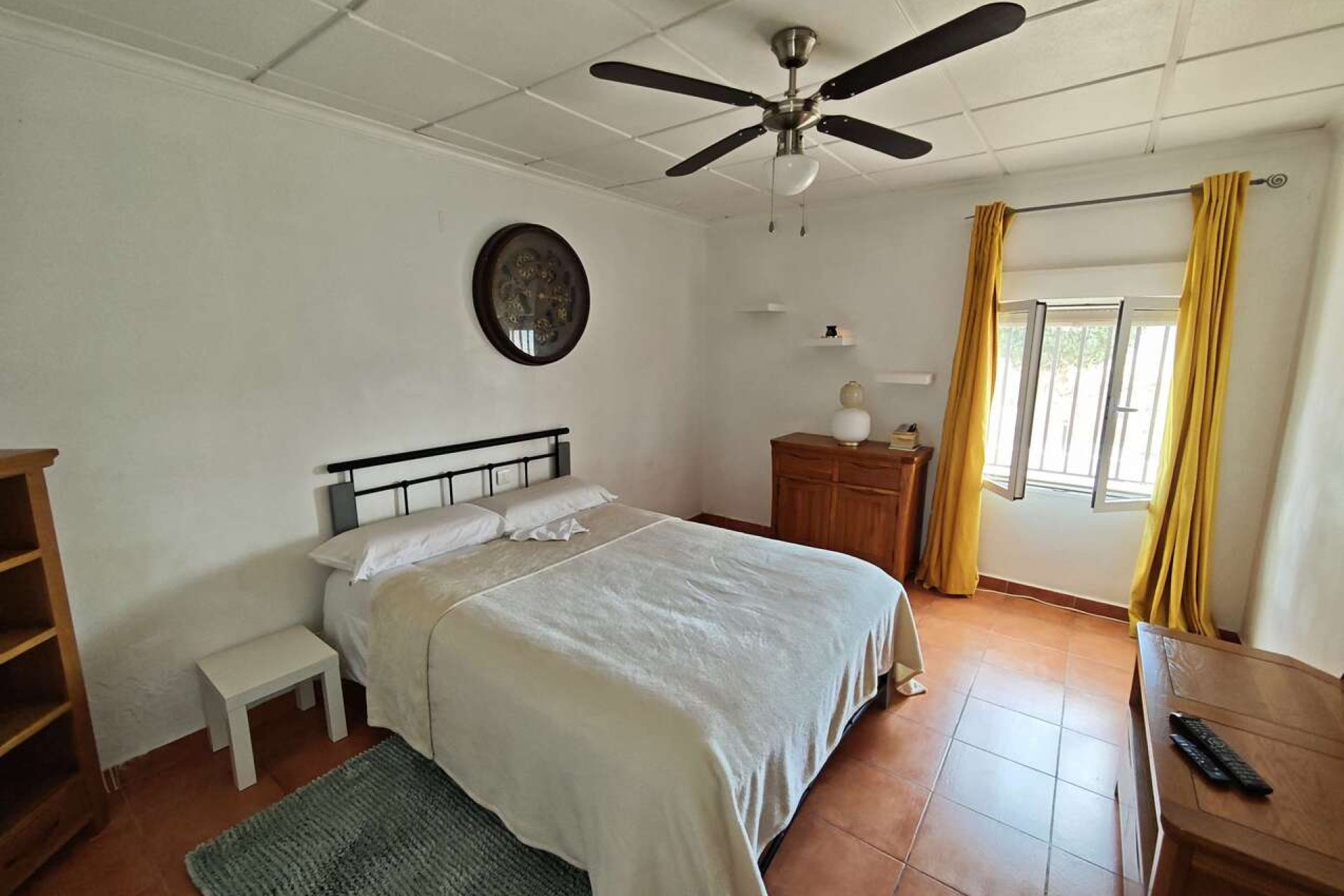 Resale - Town House -
Yecla - Inland