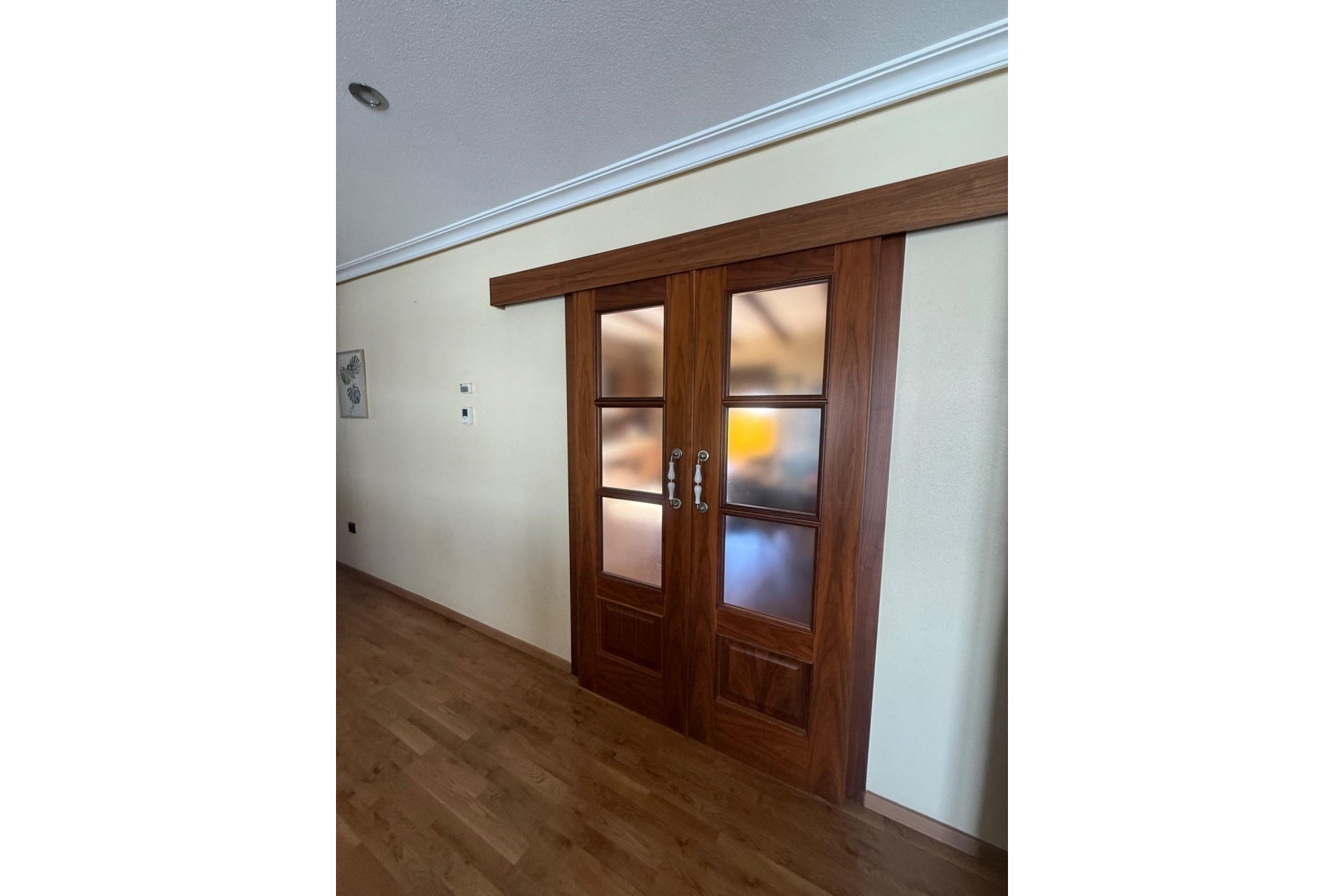 Resale - Townhouse -
Avileses